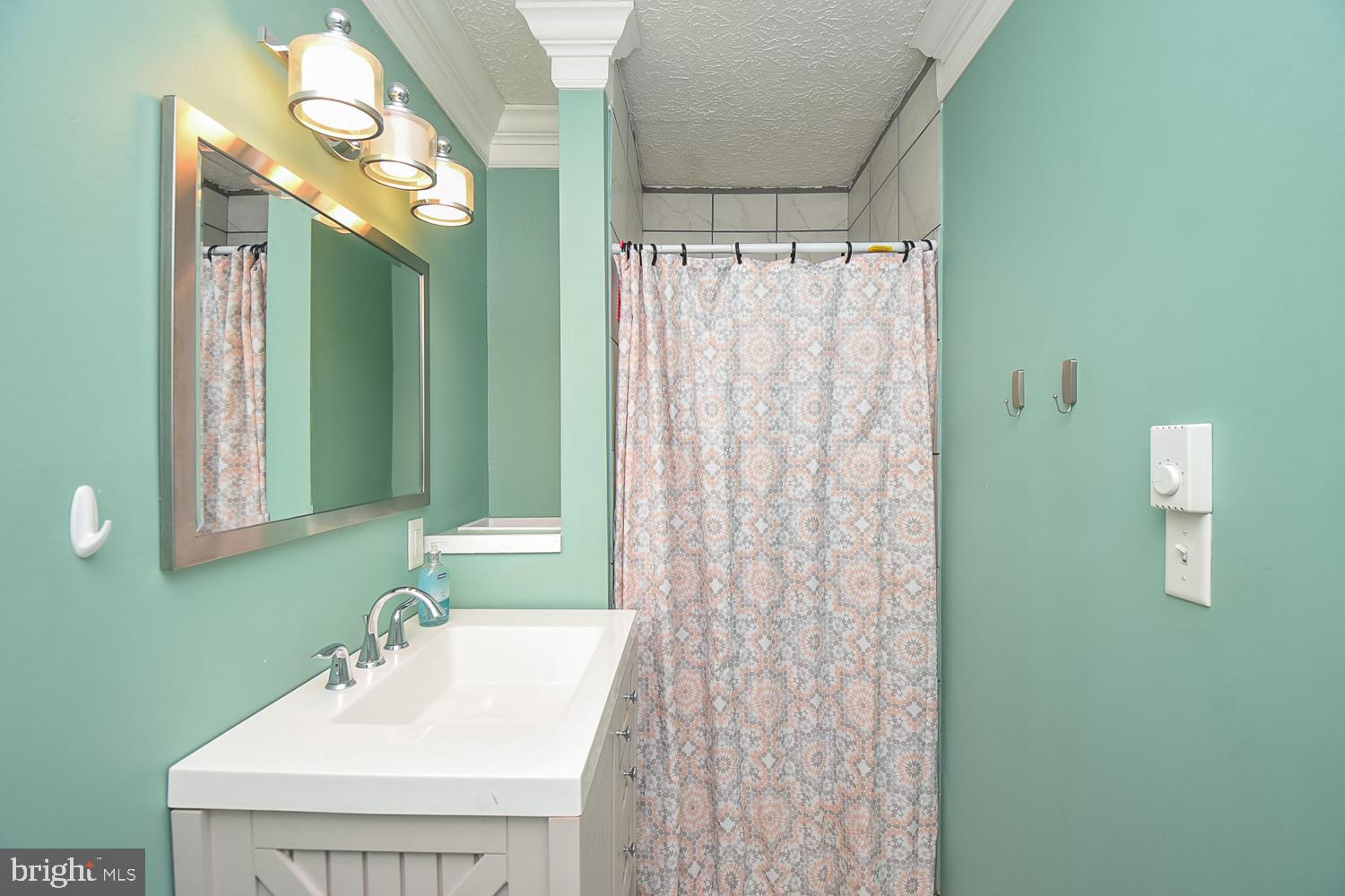 QUAIL VALLEY ESTATES - Residential