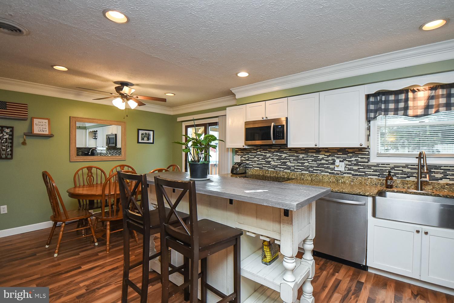 QUAIL VALLEY ESTATES - Residential