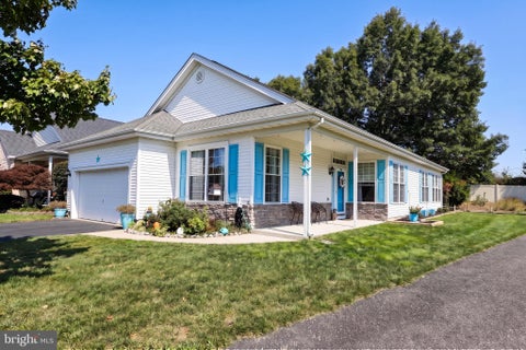 Photo of 11 Robin Lane, BARNEGAT, NJ 08005 (MLS # NJOC2046130)