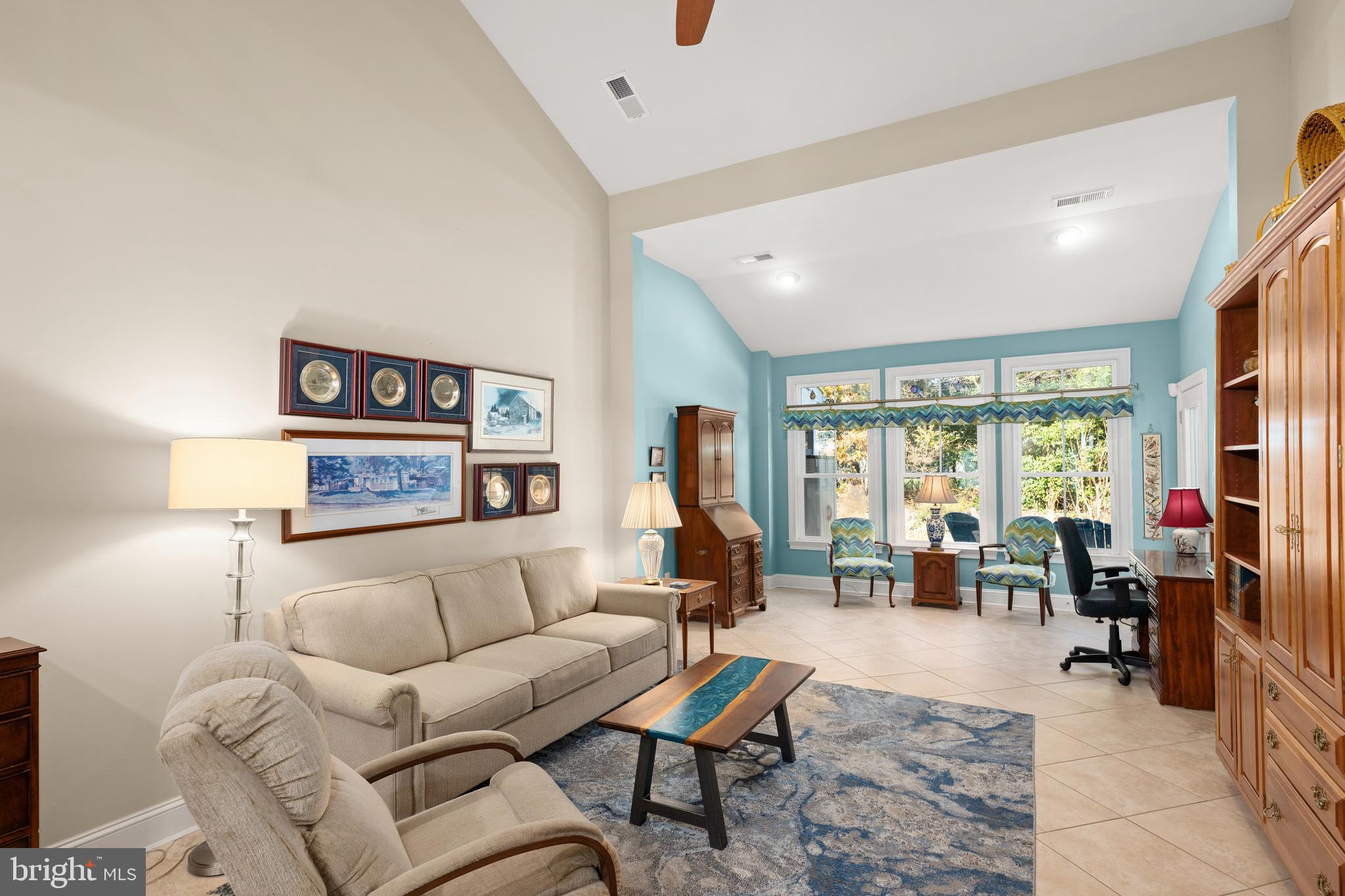 CANARY CREEK - Residential