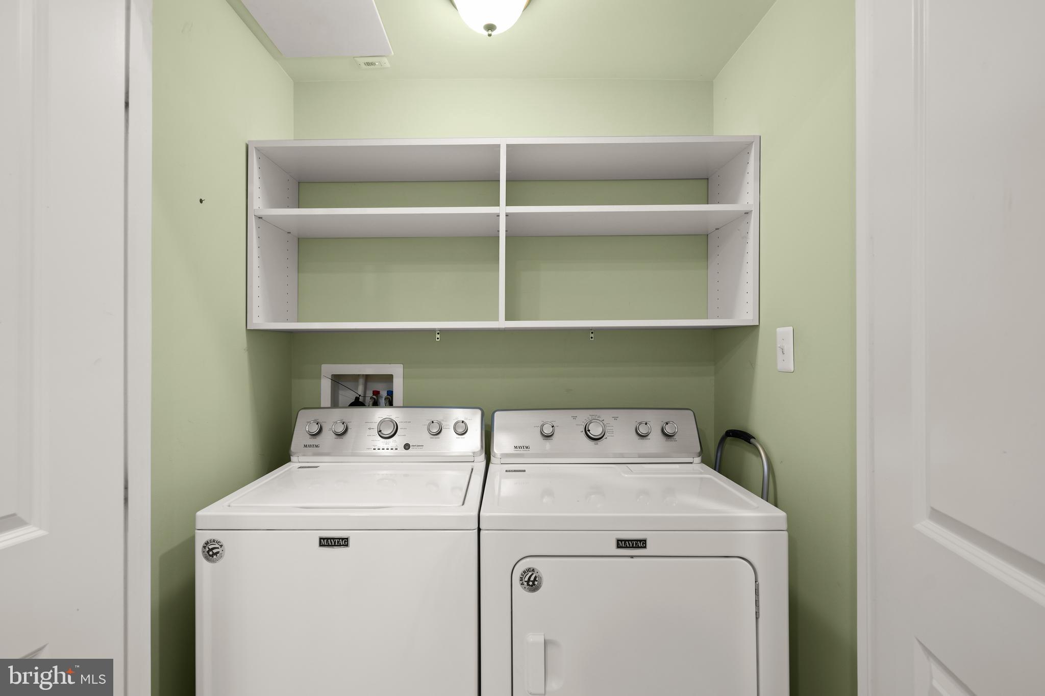 CANARY CREEK - Residential