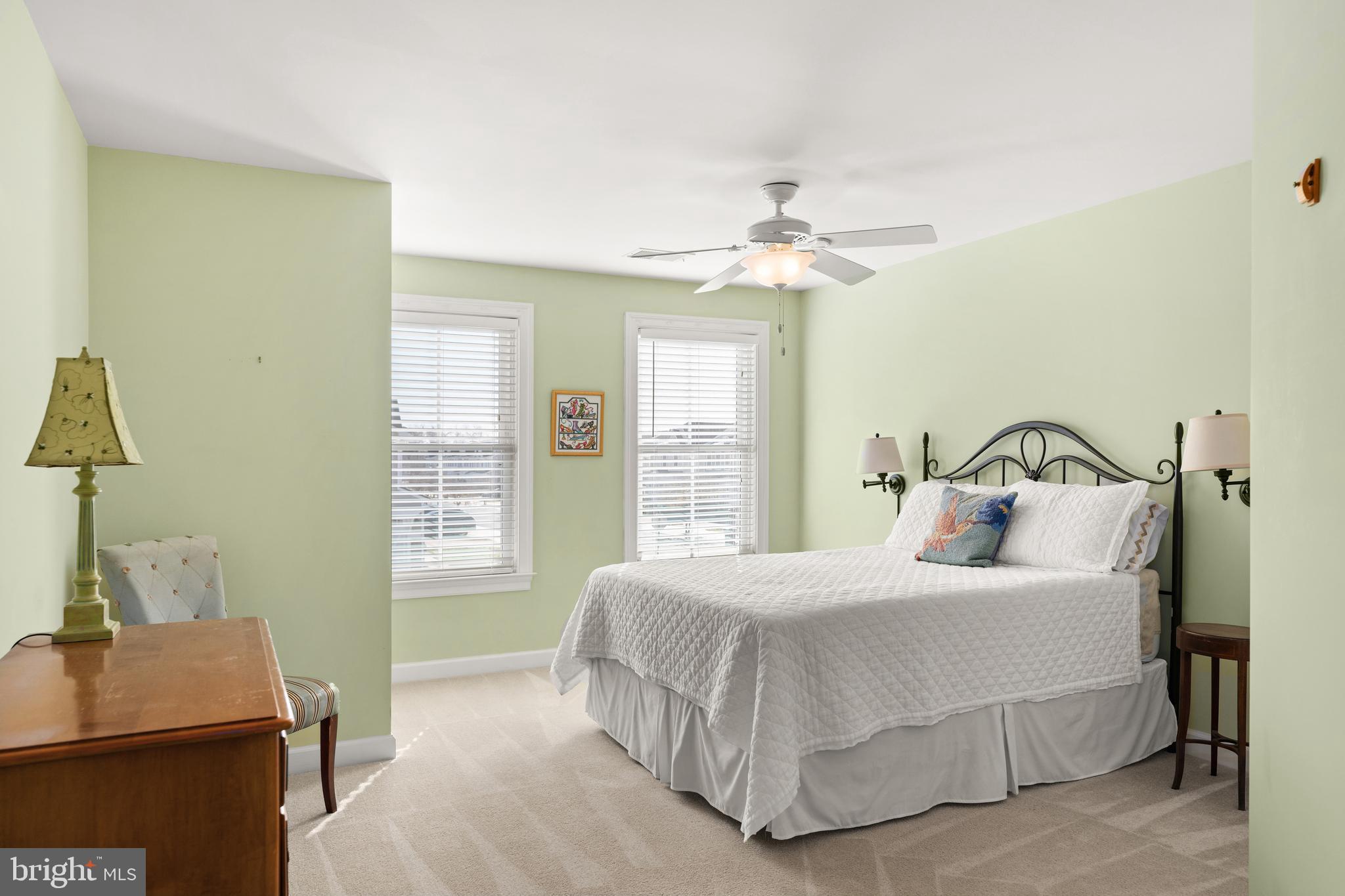 CANARY CREEK - Residential