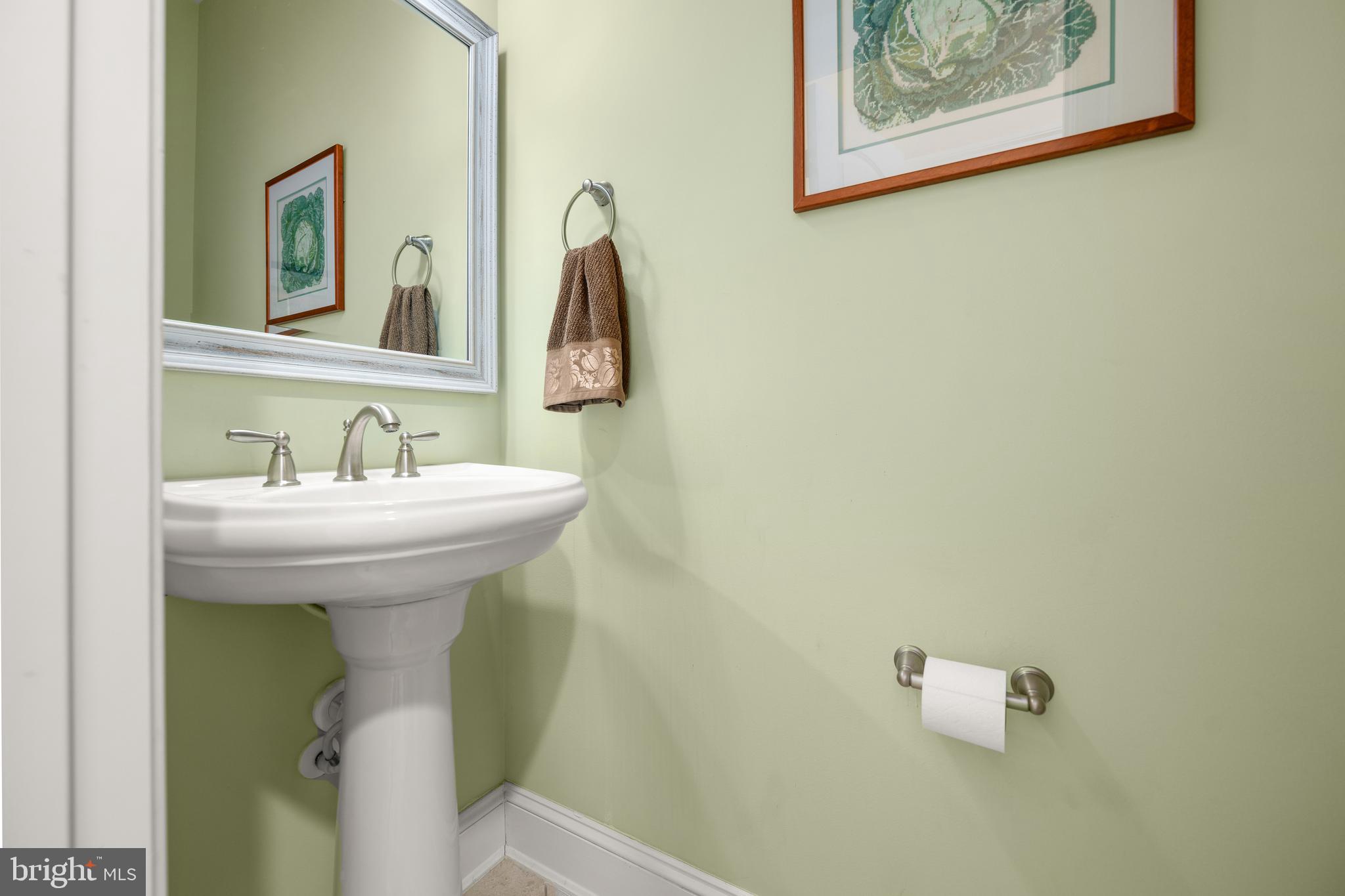 CANARY CREEK - Residential