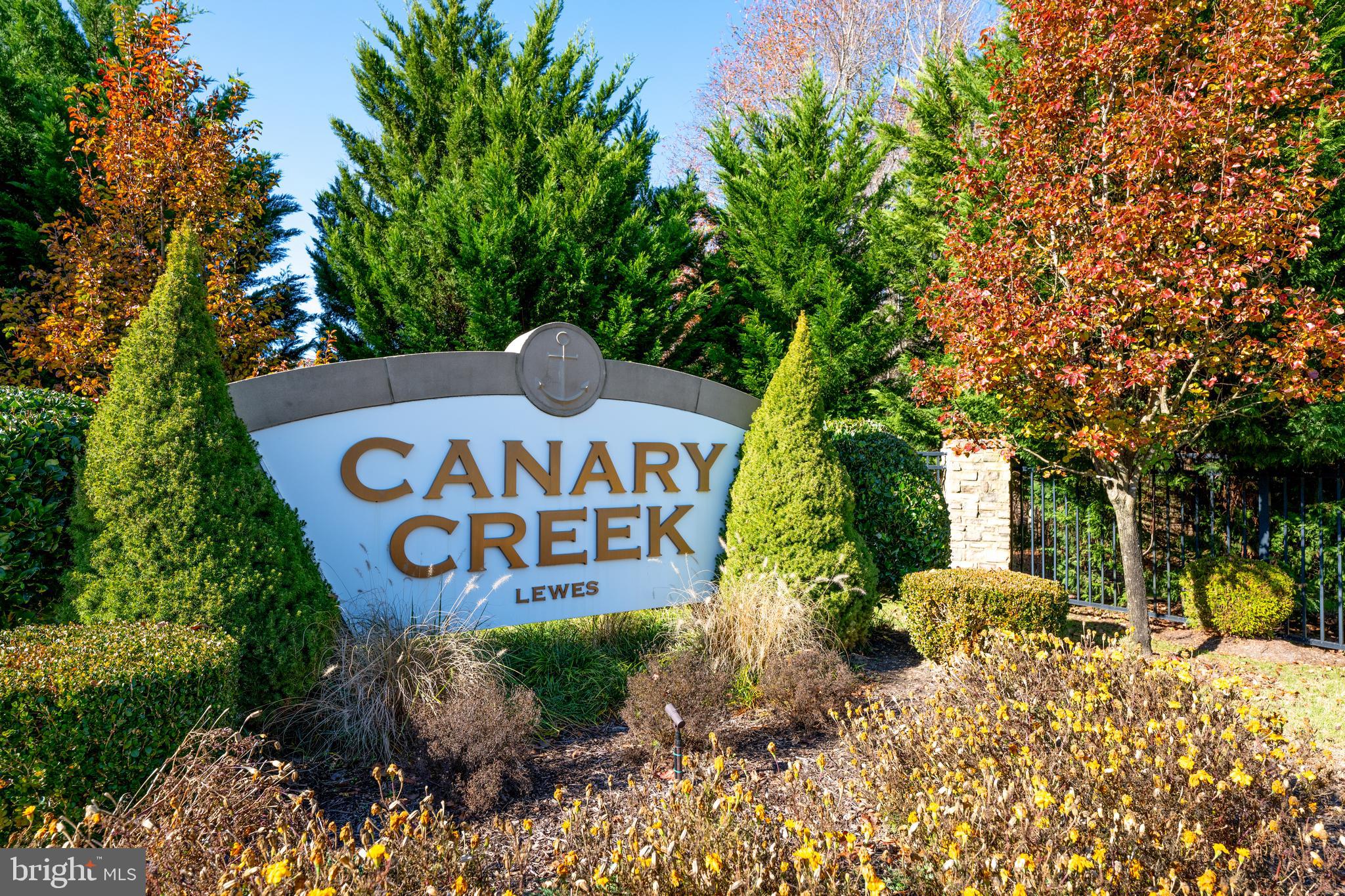 CANARY CREEK - Residential