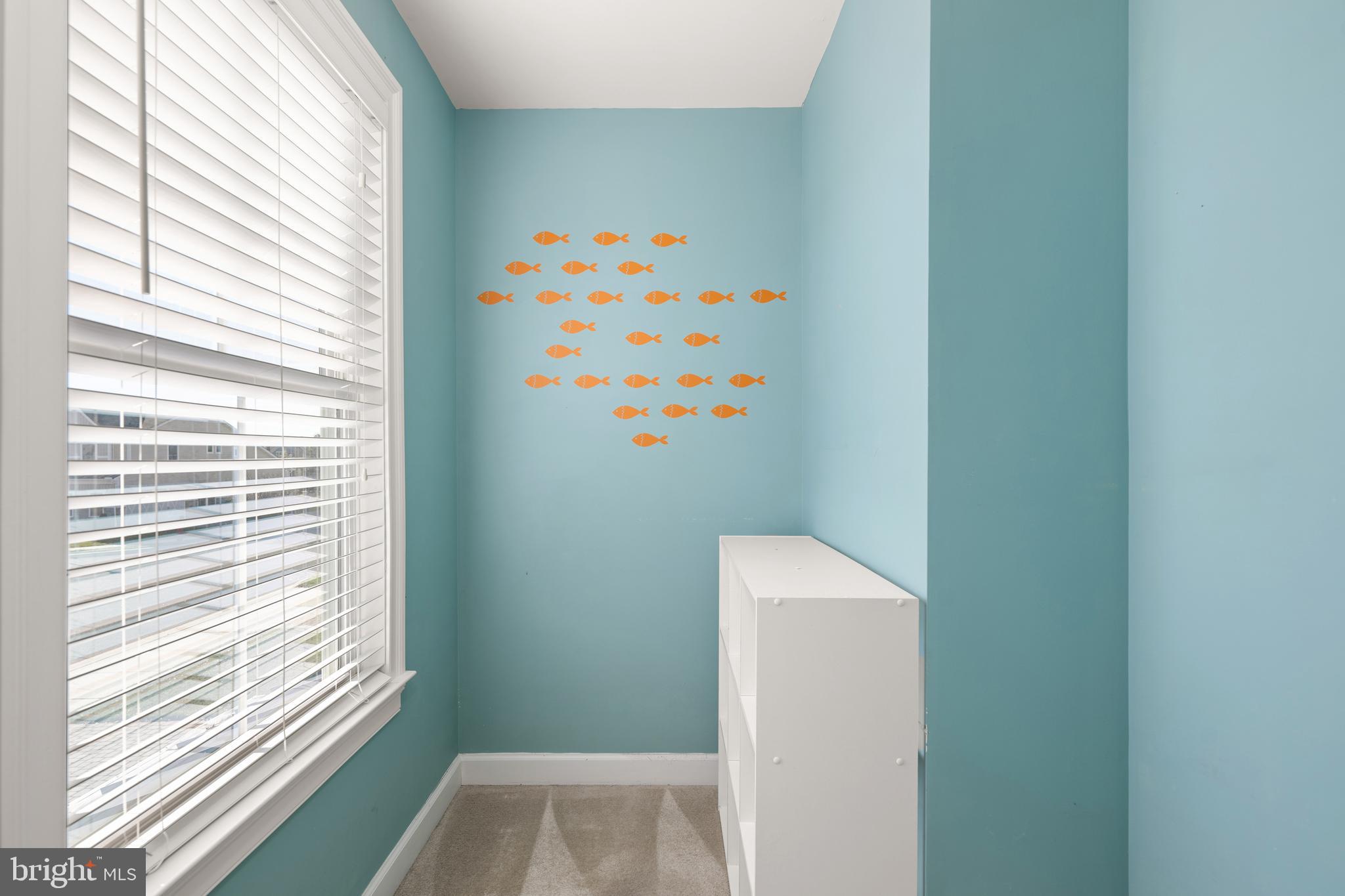 CANARY CREEK - Residential