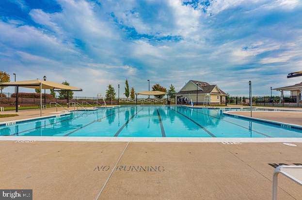 TUSCARORA CREEK - Residential Lease