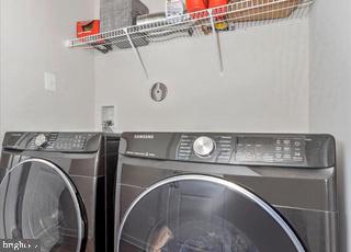 TUSCARORA CREEK - Residential Lease