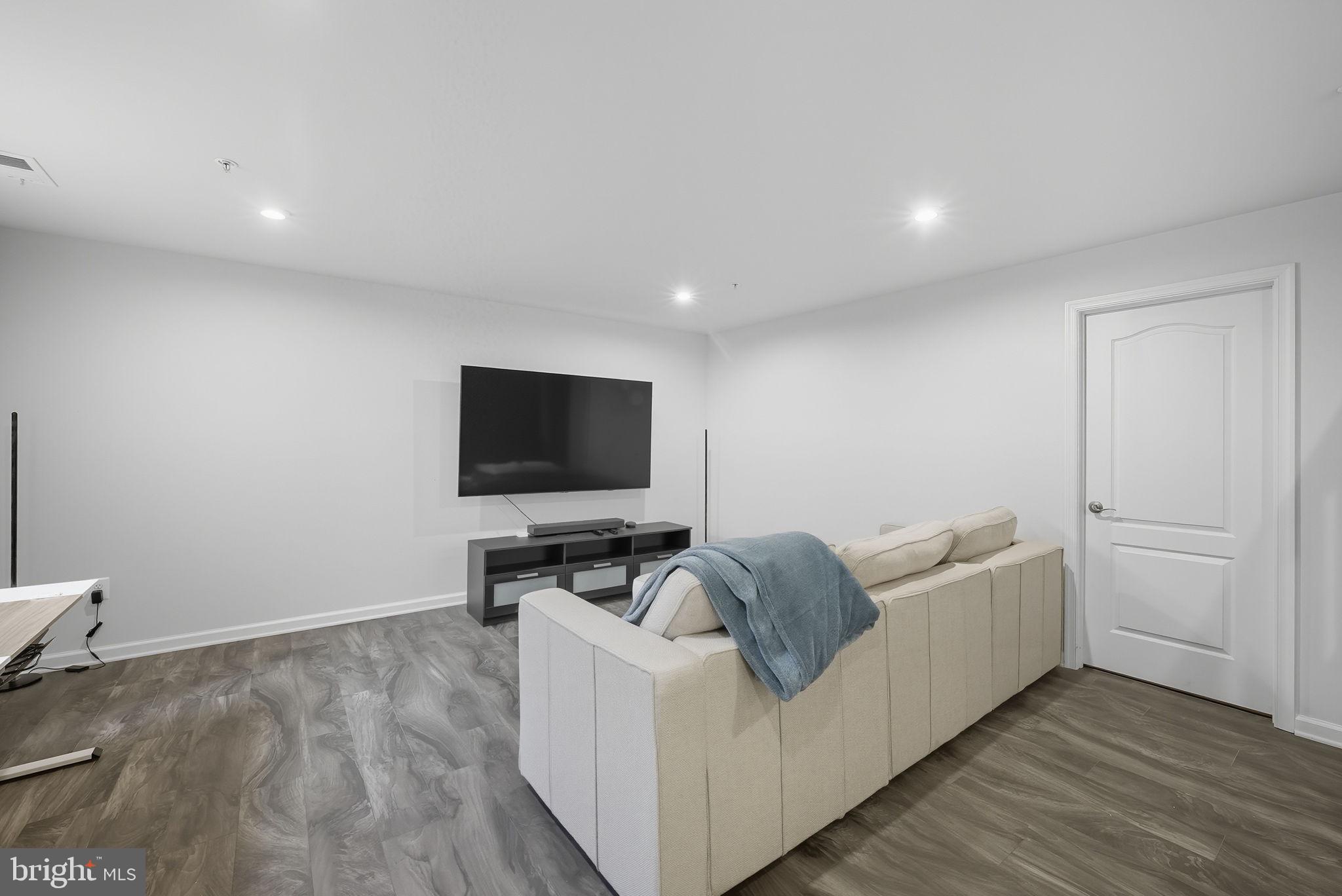 JESSUP - Residential