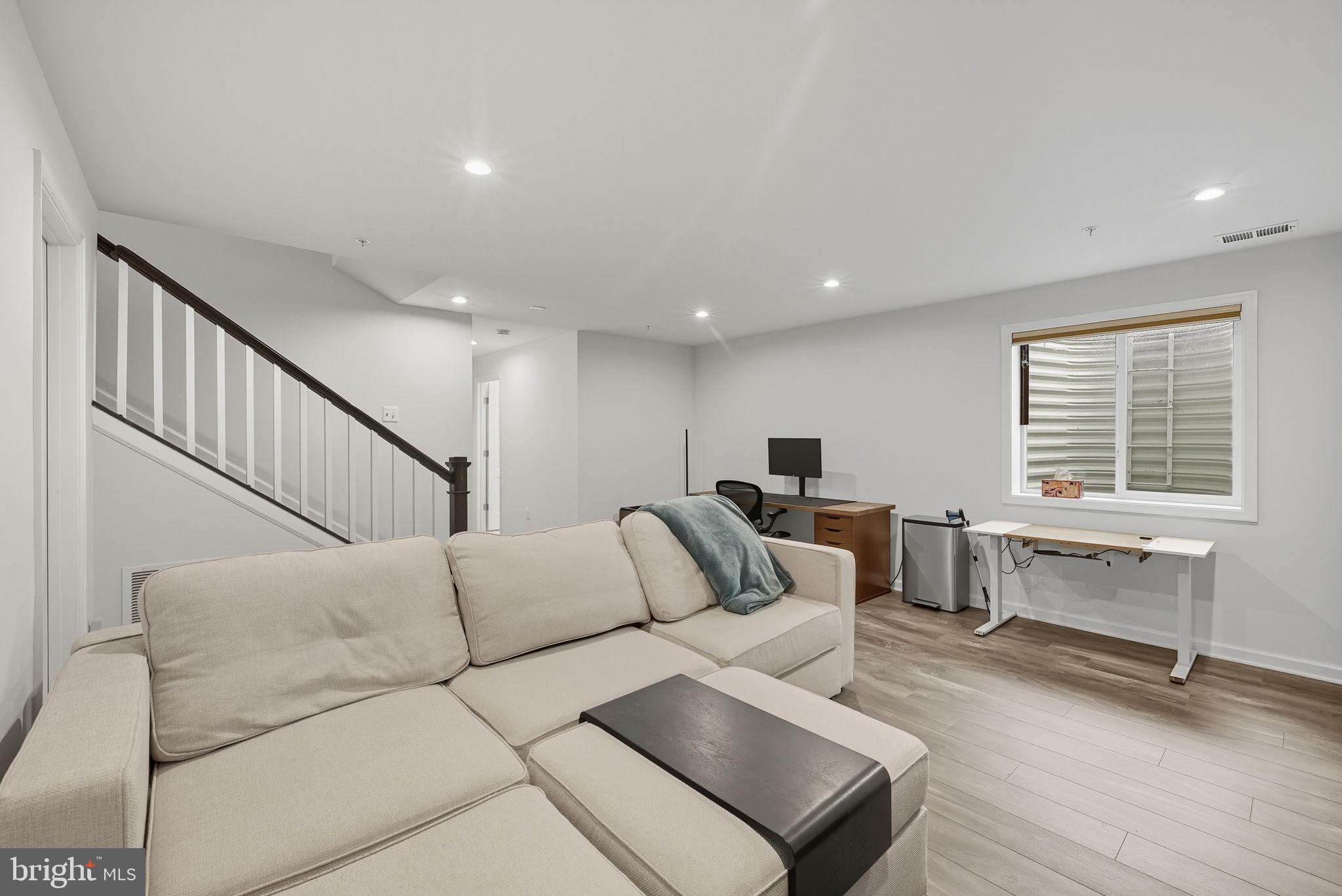 JESSUP - Residential