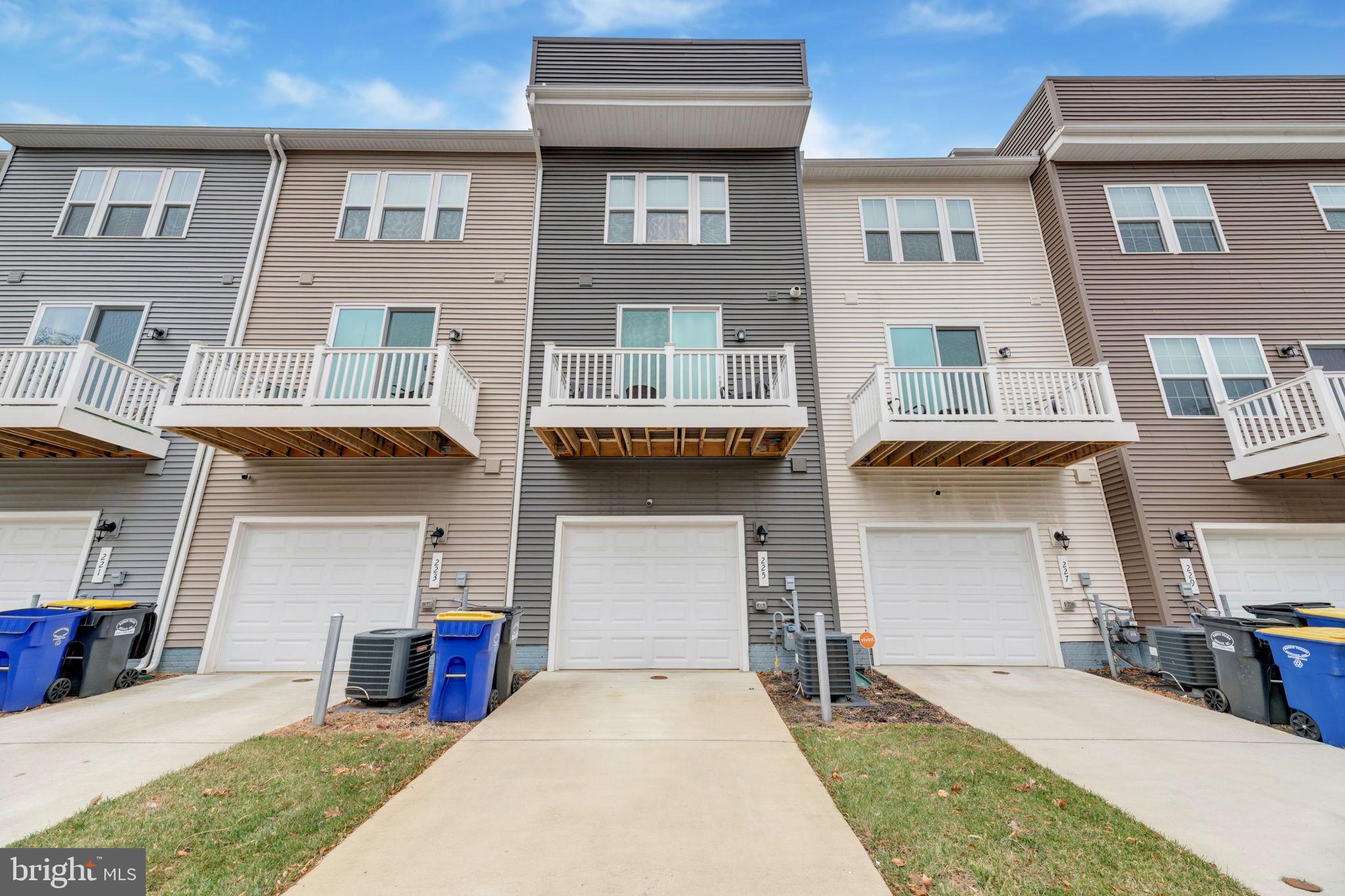 SUMMERFIELD - Residential Lease