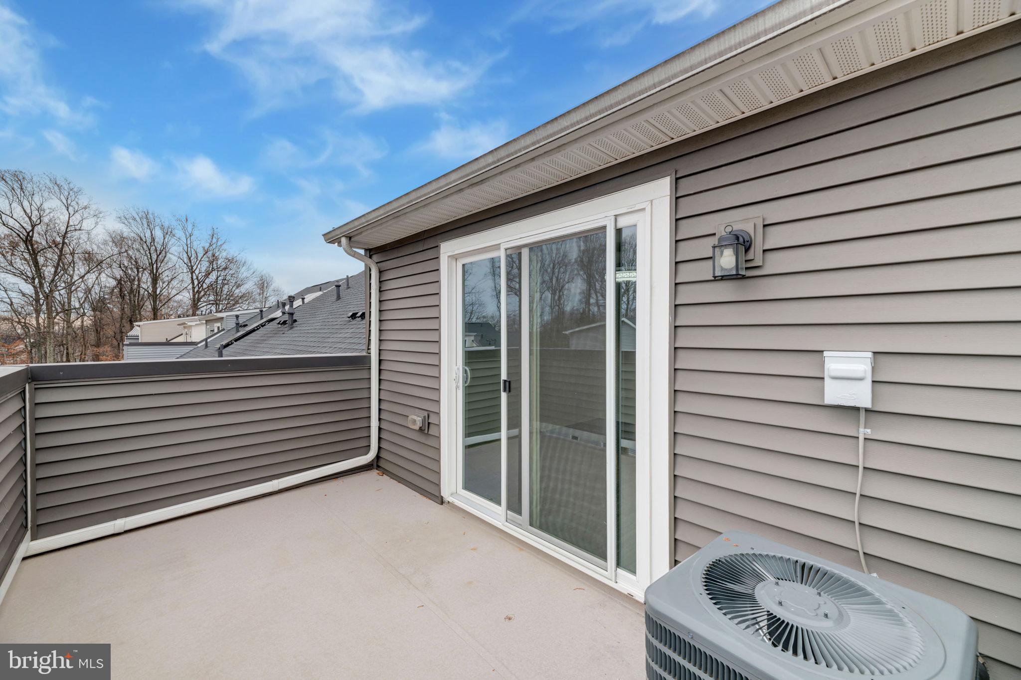 SUMMERFIELD - Residential Lease