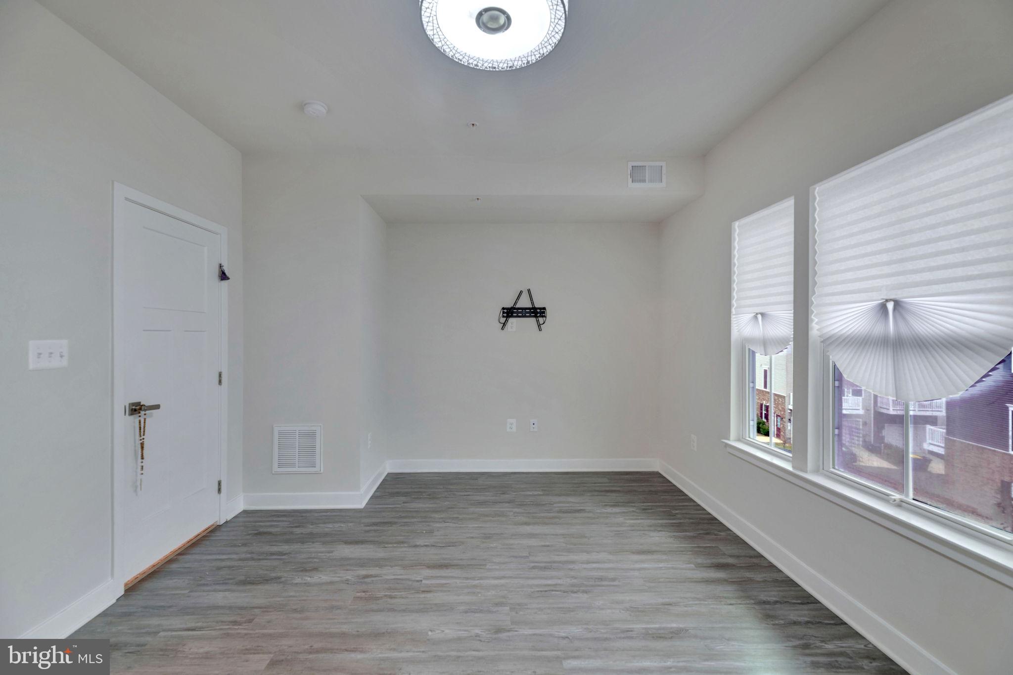 SUMMERFIELD - Residential Lease