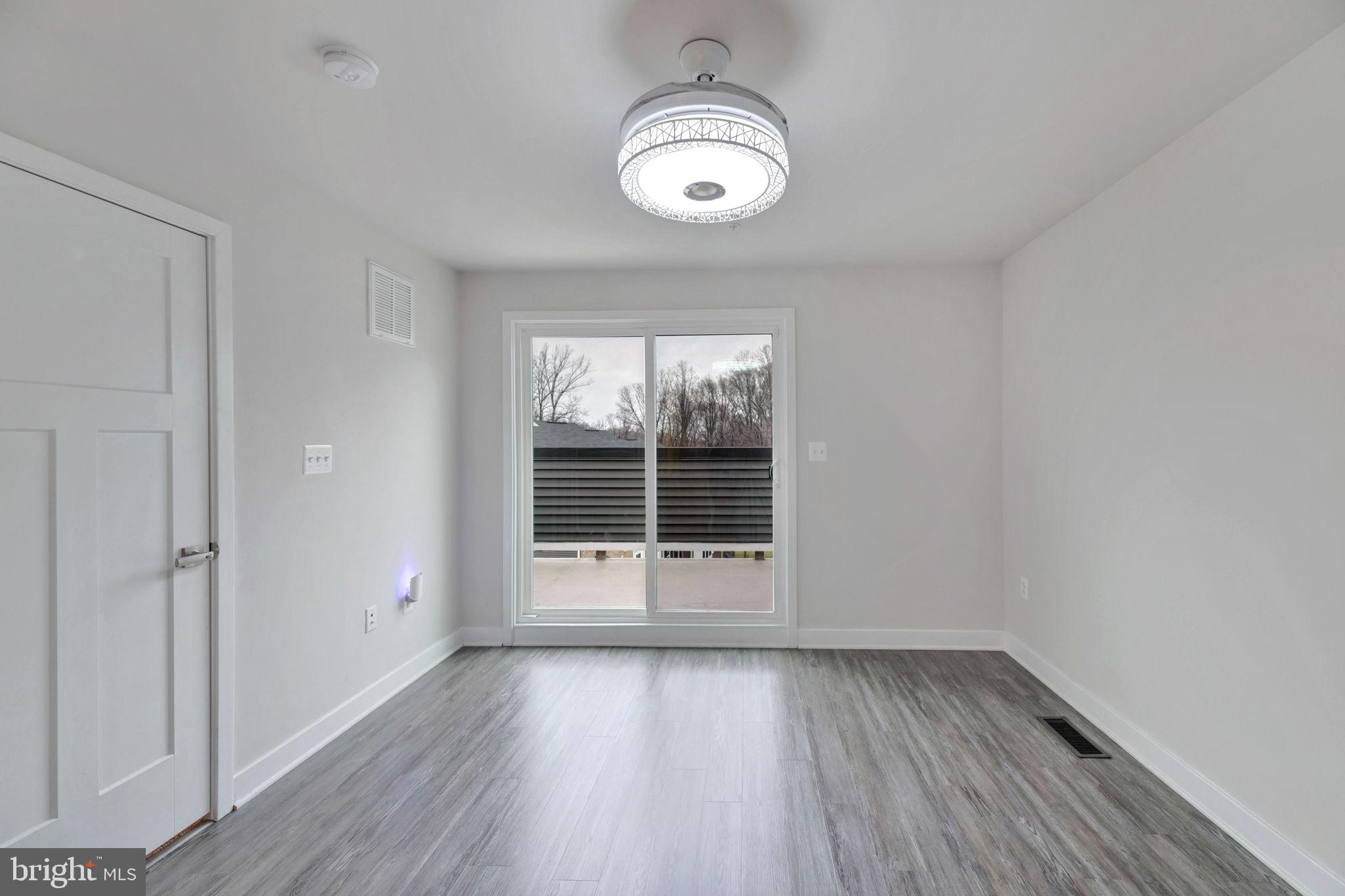 SUMMERFIELD - Residential Lease