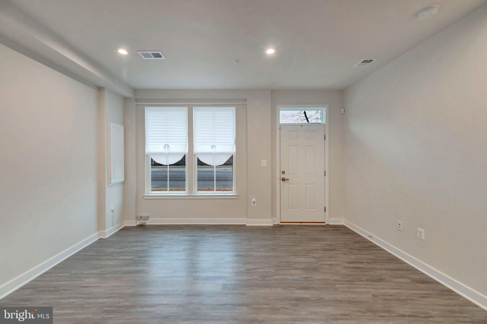 SUMMERFIELD - Residential Lease