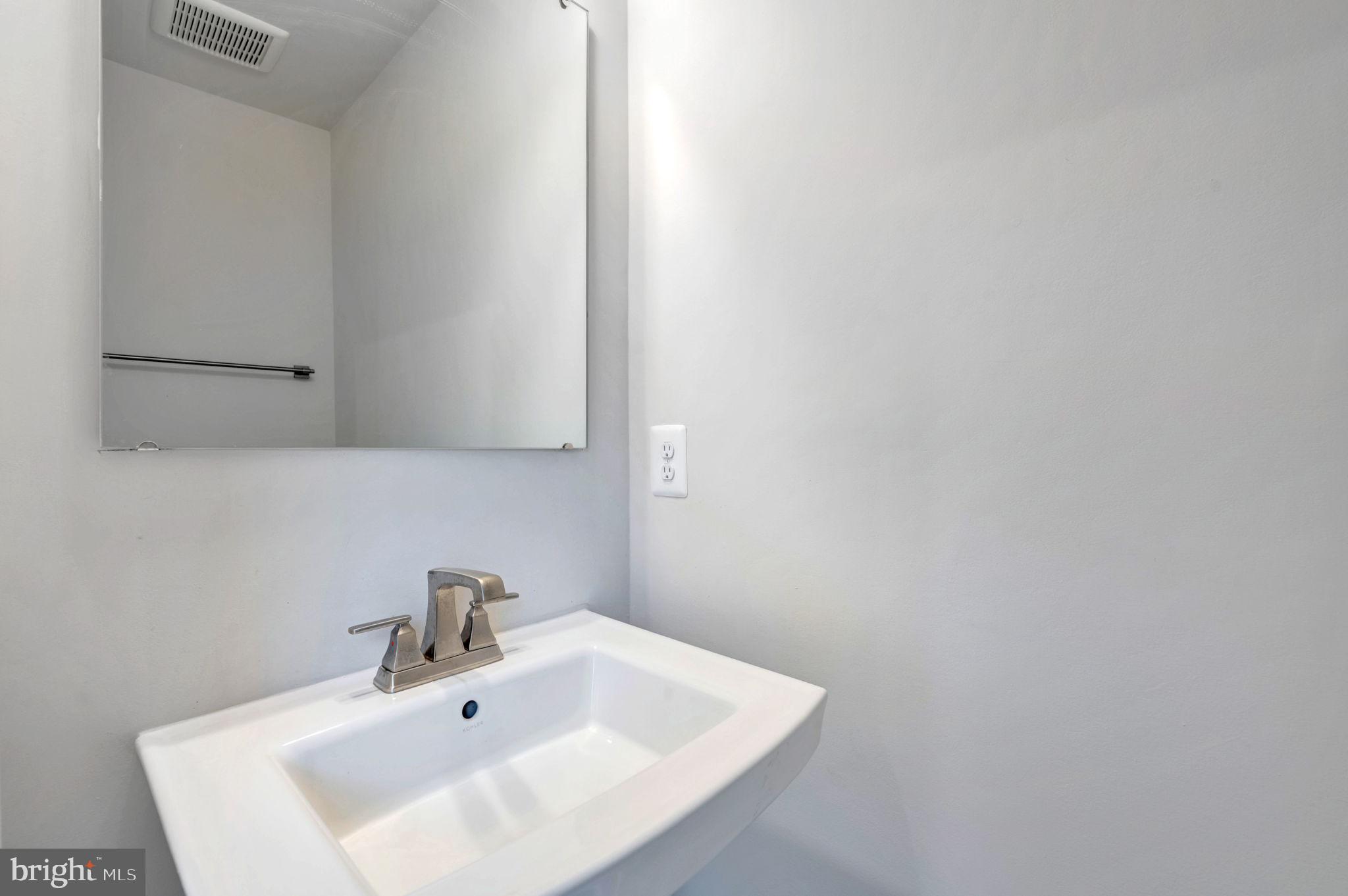 SUMMERFIELD - Residential Lease