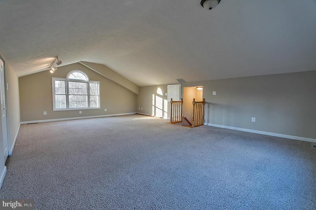 NADENBOUSCH HEIGHTS - Residential