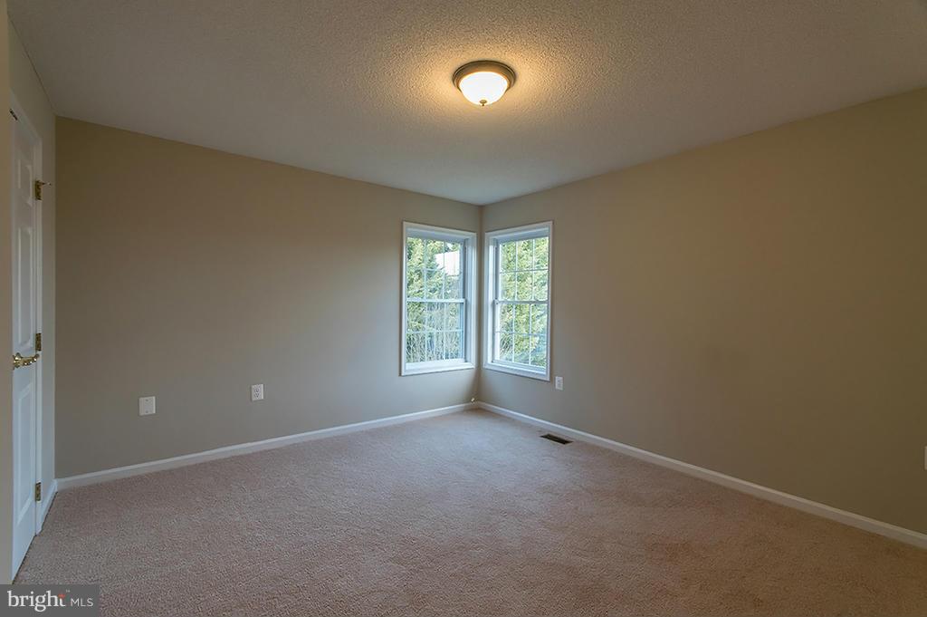 NADENBOUSCH HEIGHTS - Residential