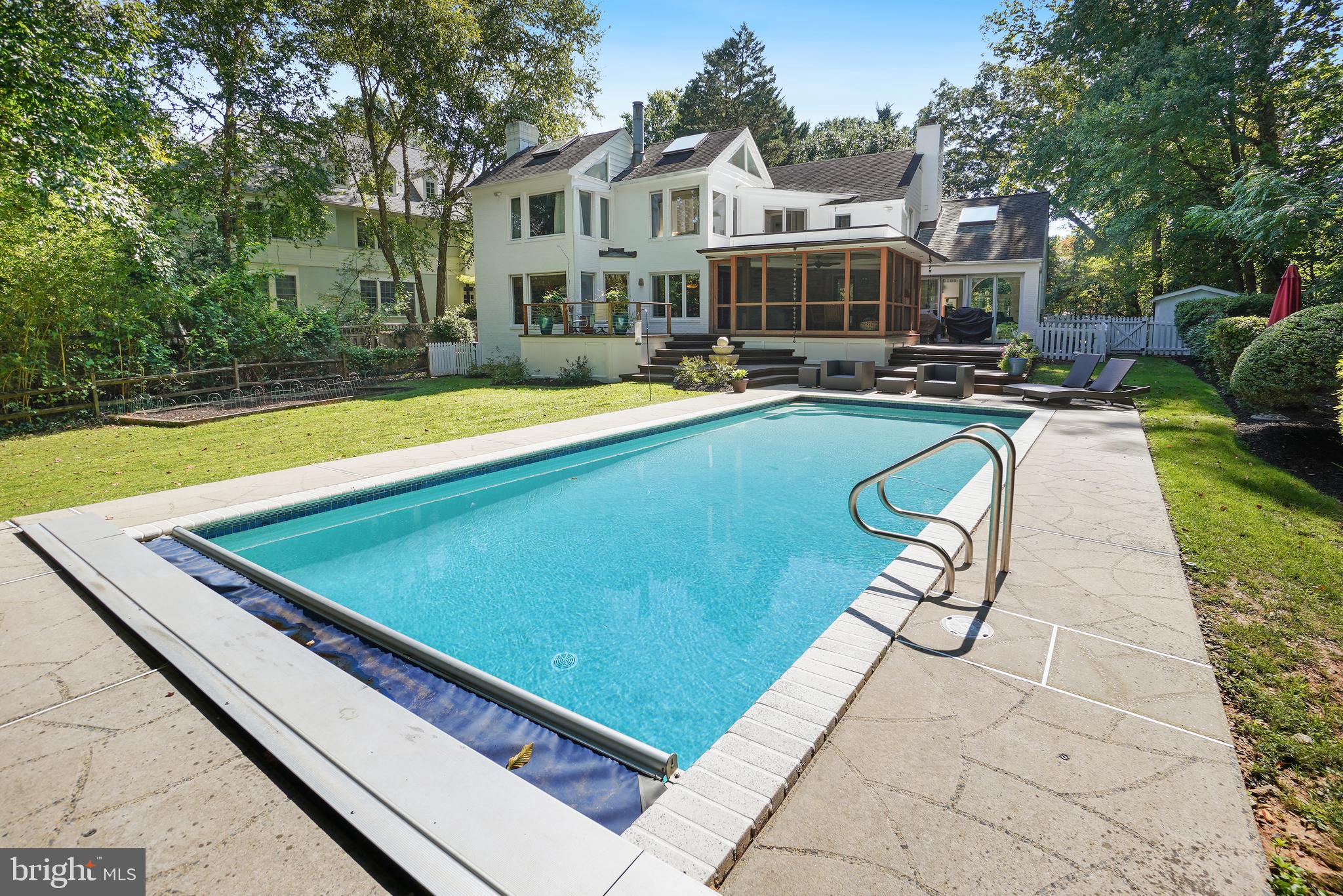 BANNOCKBURN - Residential