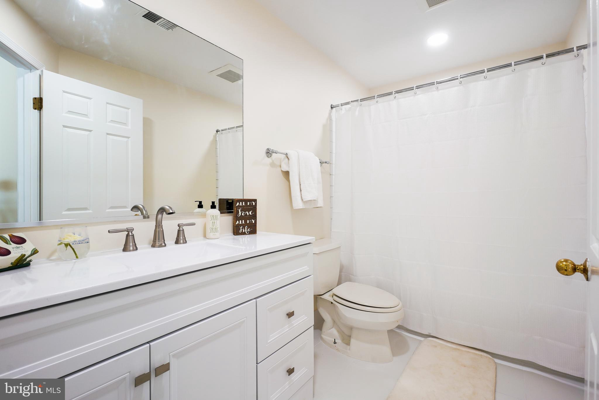 BANNOCKBURN - Residential