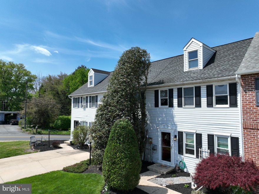 Nestled in the charming Heatherwoods community, this delightful townhouse offers a perfect blend of comfort and convenience. This traditional-style home features a warm and inviting atmosphere, ideal for creating lasting memories. With 1,300 square feet of thoughtfully designed living space, this residence boasts two spacious bedrooms and one and a half bathrooms, providing ample room for relaxation and everyday living. The partially finished walkout basement presents endless possibilities-transform it into a cozy entertainment area, a home office, or a personal gym.   Enjoy leisurely strolls through quiet streets, local parks and green spaces are just a stone's throw away, perfect for weekend picnics or morning jogs. The neighborhood is conveniently located near shopping centers, dining options, and essential services, making daily errands a breeze. With a driveway for convenient parking, this home is ready for you to move in and make it your own. Experience the warmth of Heatherwoods and discover the lifestyle you've been searching for. Don't miss the opportunity to call this lovely townhouse your new home!