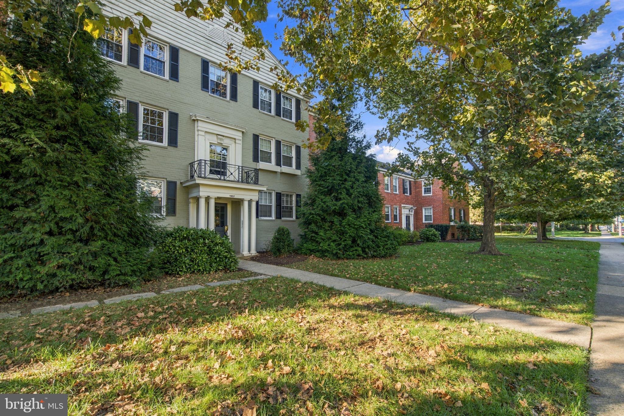 1107 BELLE VIEW BOULEVARD B1