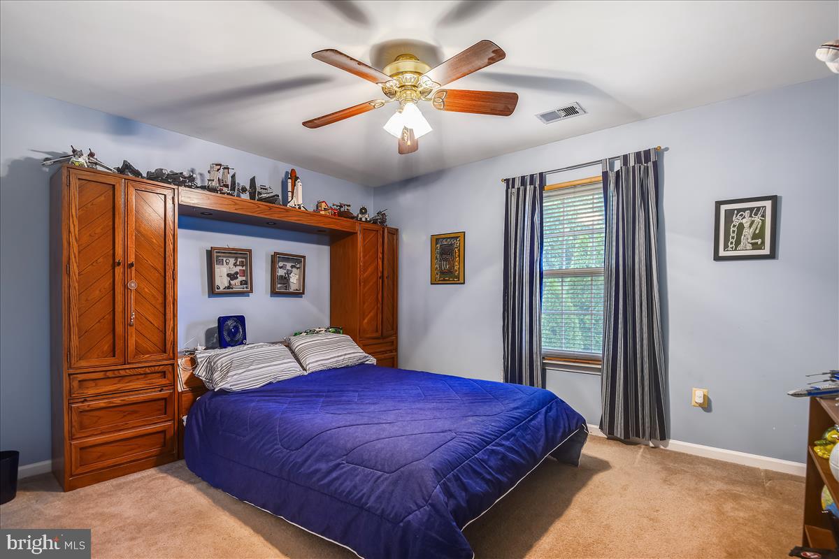 CHAPMAN FARM AT CROFTON - Residential