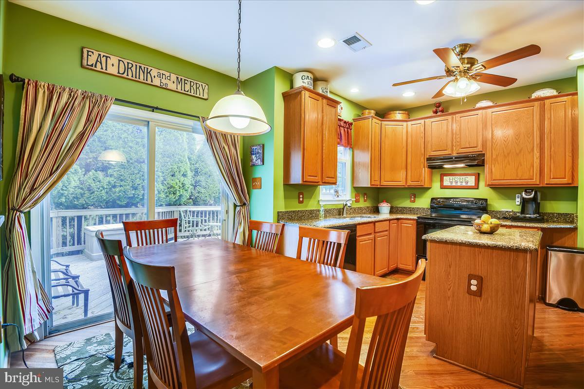 CHAPMAN FARM AT CROFTON - Residential