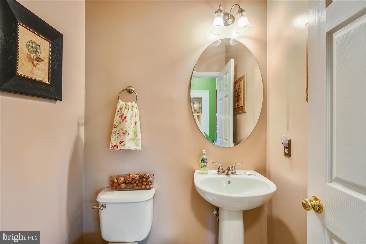 CHAPMAN FARM AT CROFTON - Residential