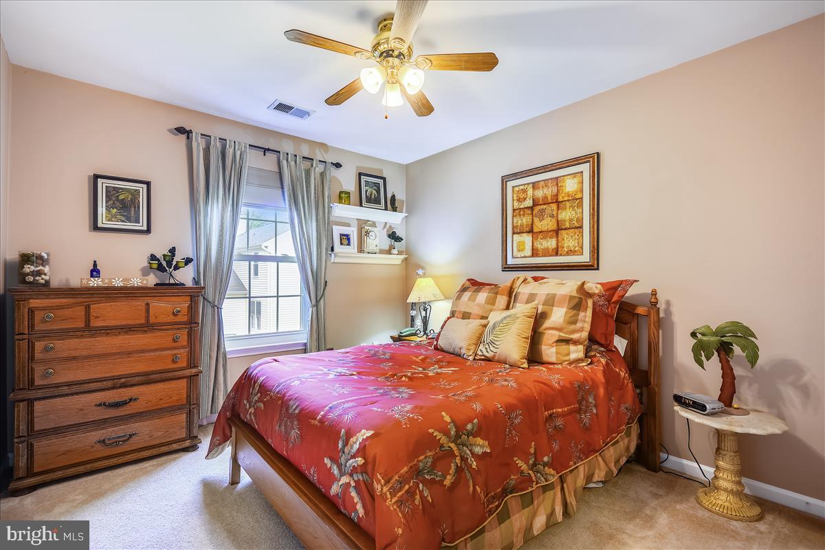 CHAPMAN FARM AT CROFTON - Residential