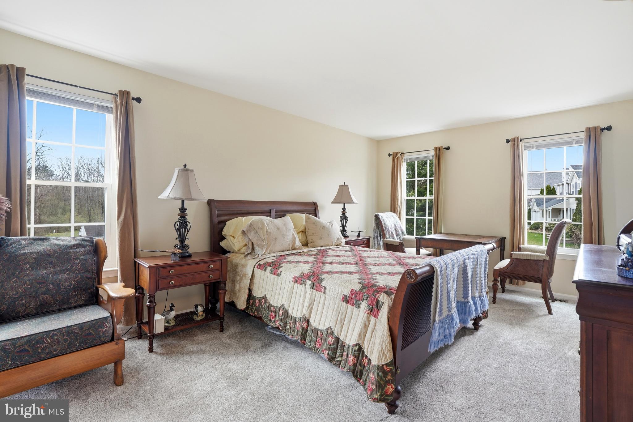 FORREST VIEW - Residential