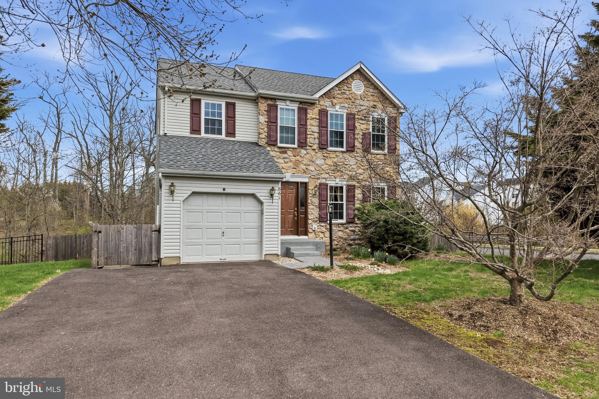 FORREST VIEW - Residential