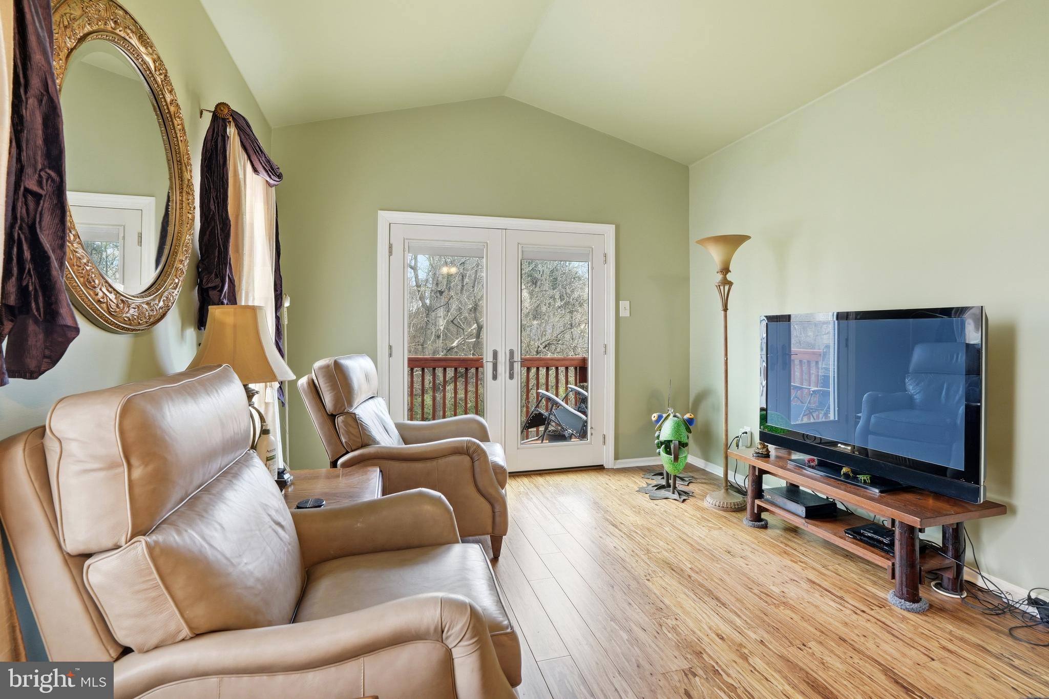 FORREST VIEW - Residential