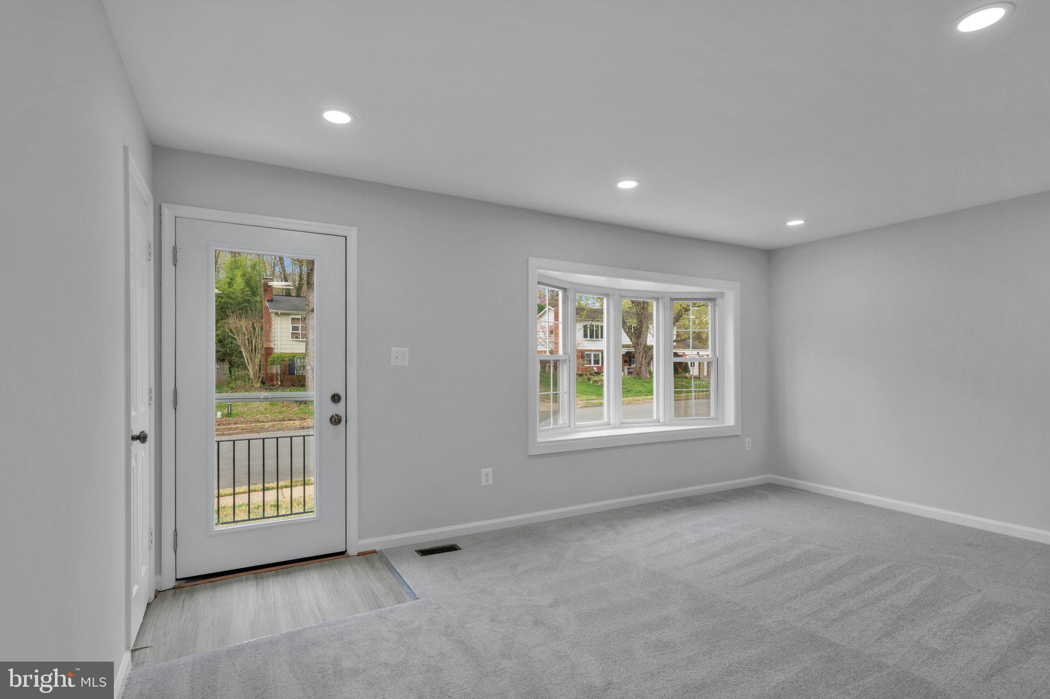 DALE CITY - Residential