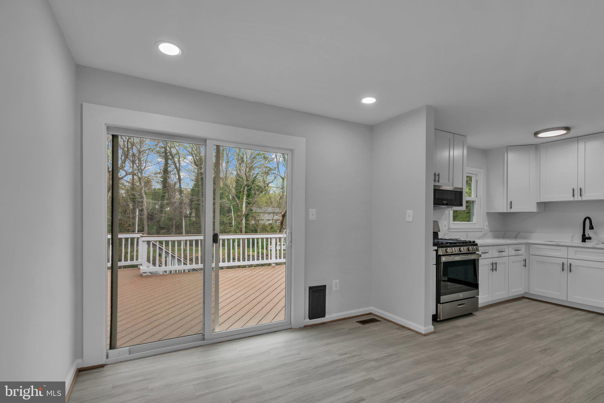 DALE CITY - Residential