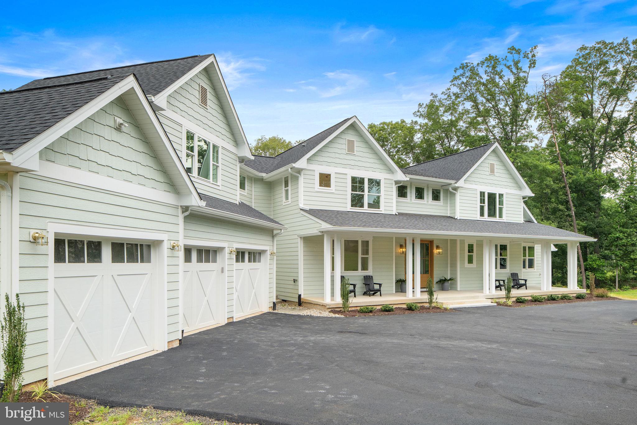 MACKENZIE MEADOWS - Residential