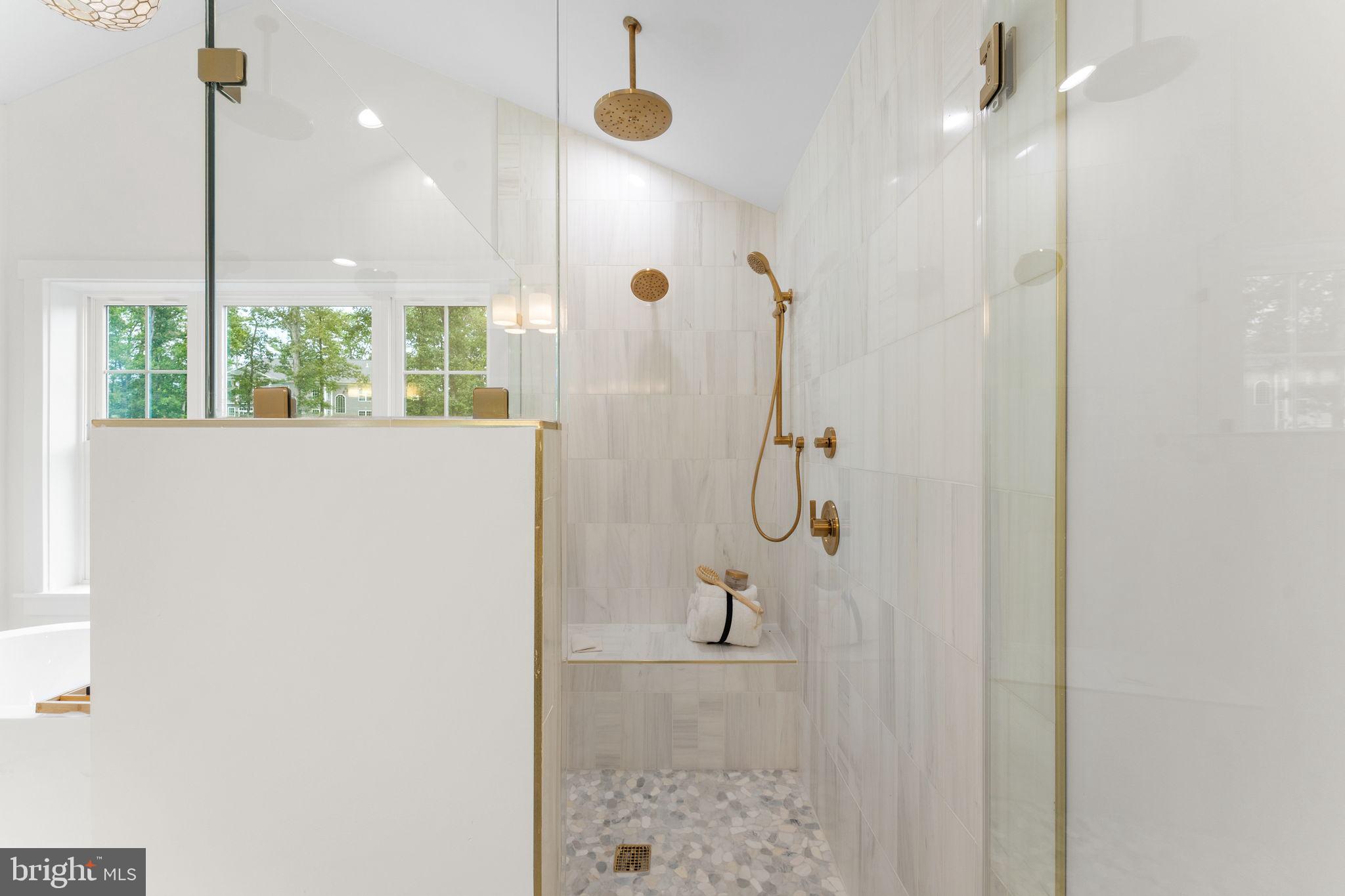 MACKENZIE MEADOWS - Residential