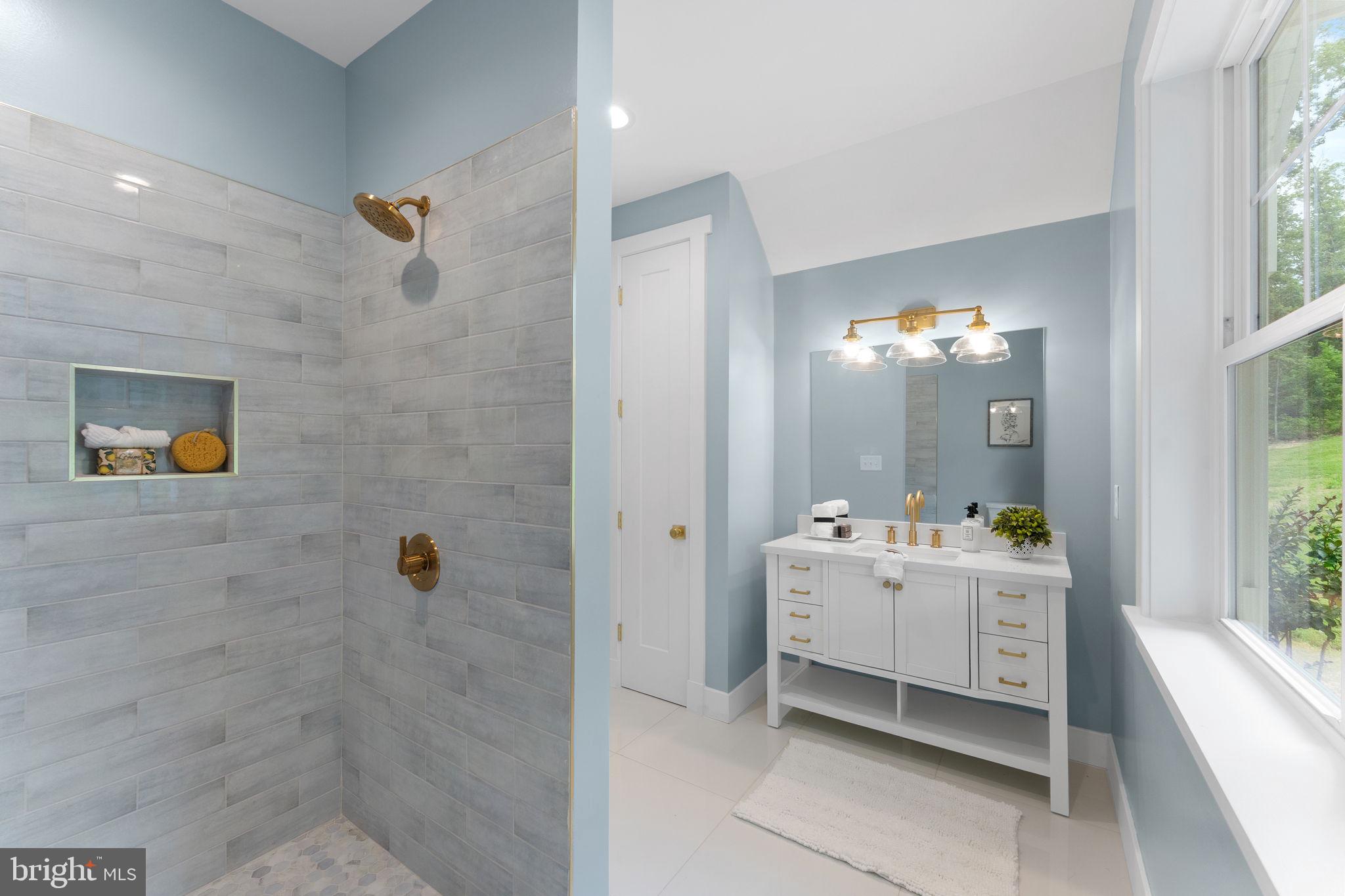 MACKENZIE MEADOWS - Residential