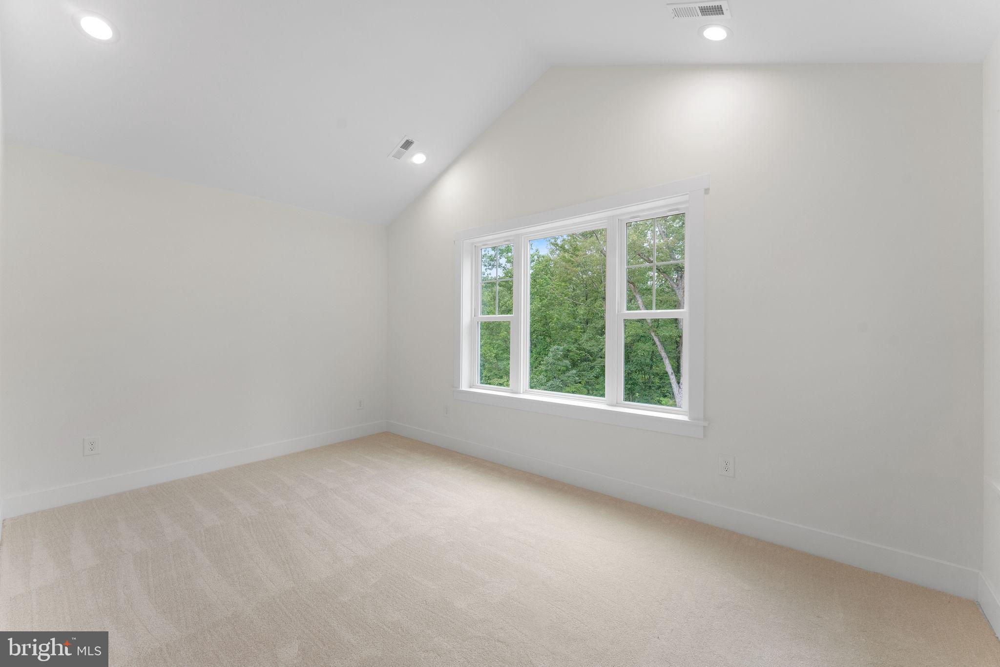 MACKENZIE MEADOWS - Residential