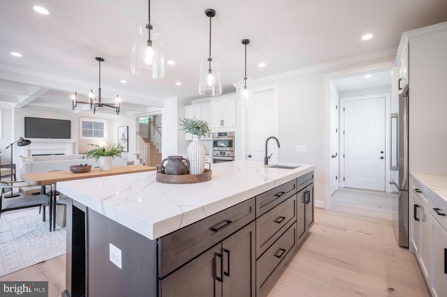 BERKSHIRE OAKWOOD - Residential