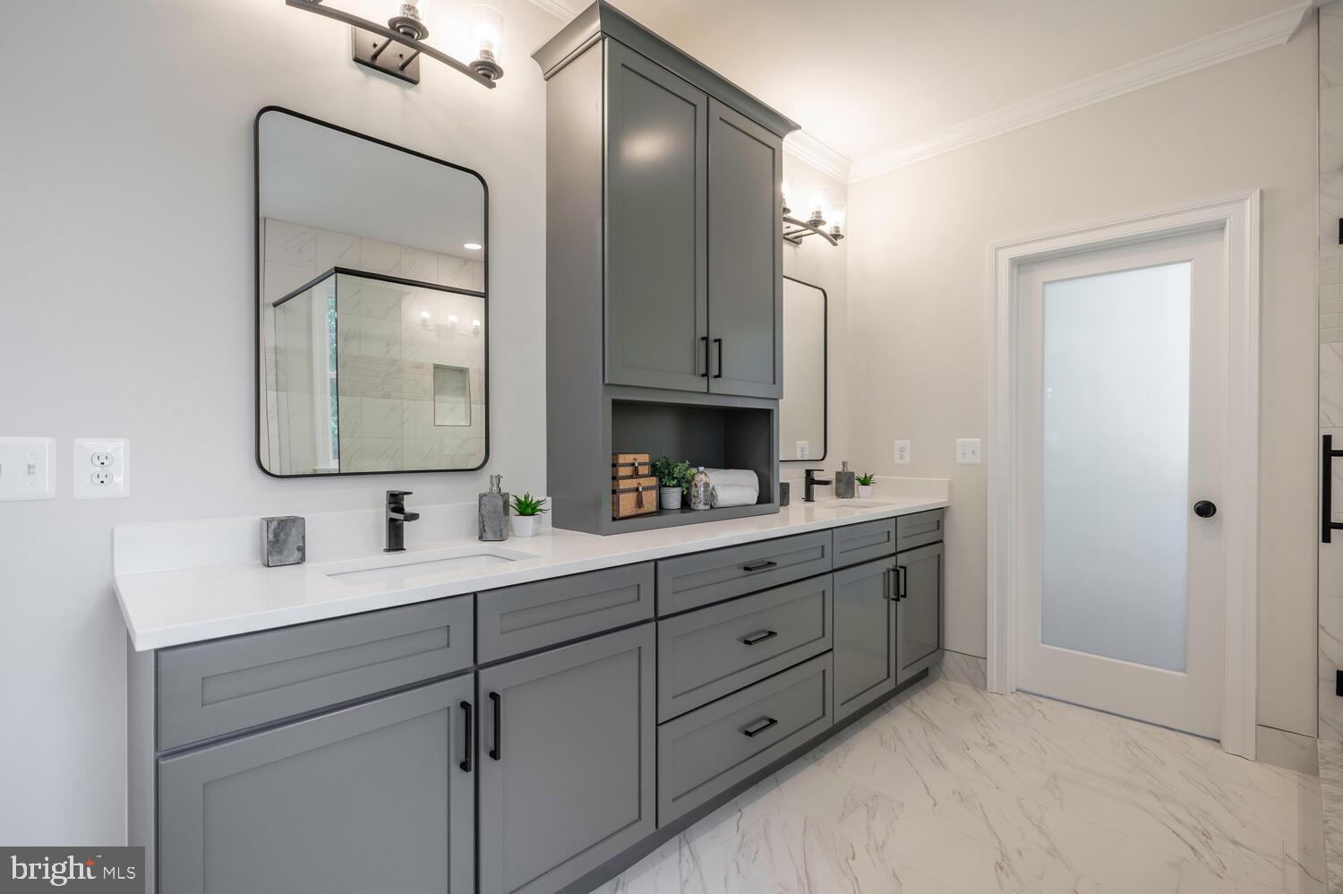 BERKSHIRE OAKWOOD - Residential