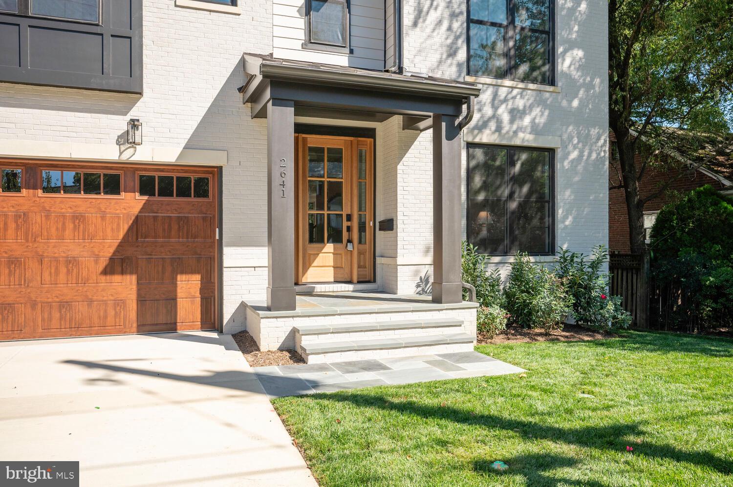 BERKSHIRE OAKWOOD - Residential