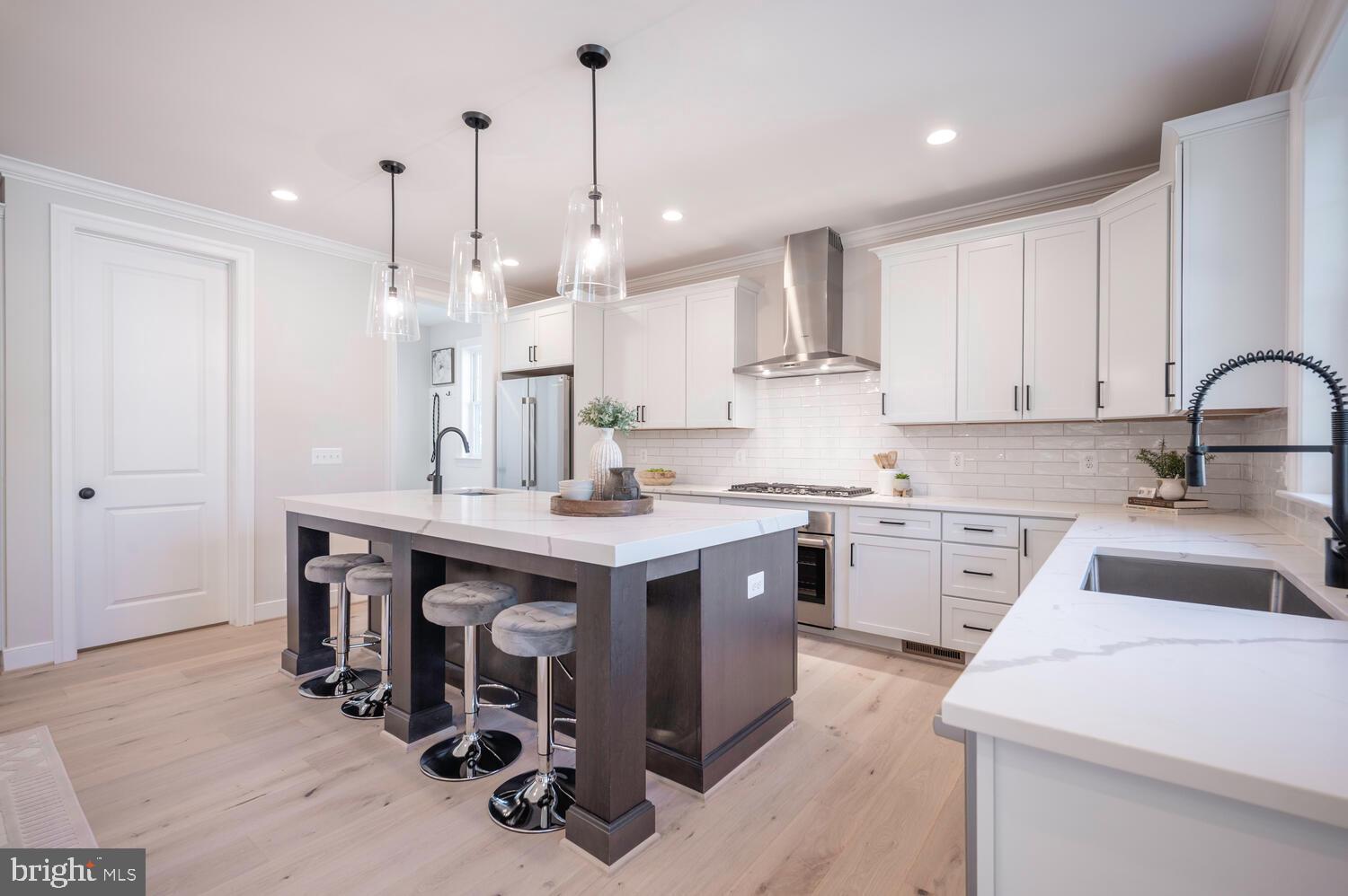 BERKSHIRE OAKWOOD - Residential