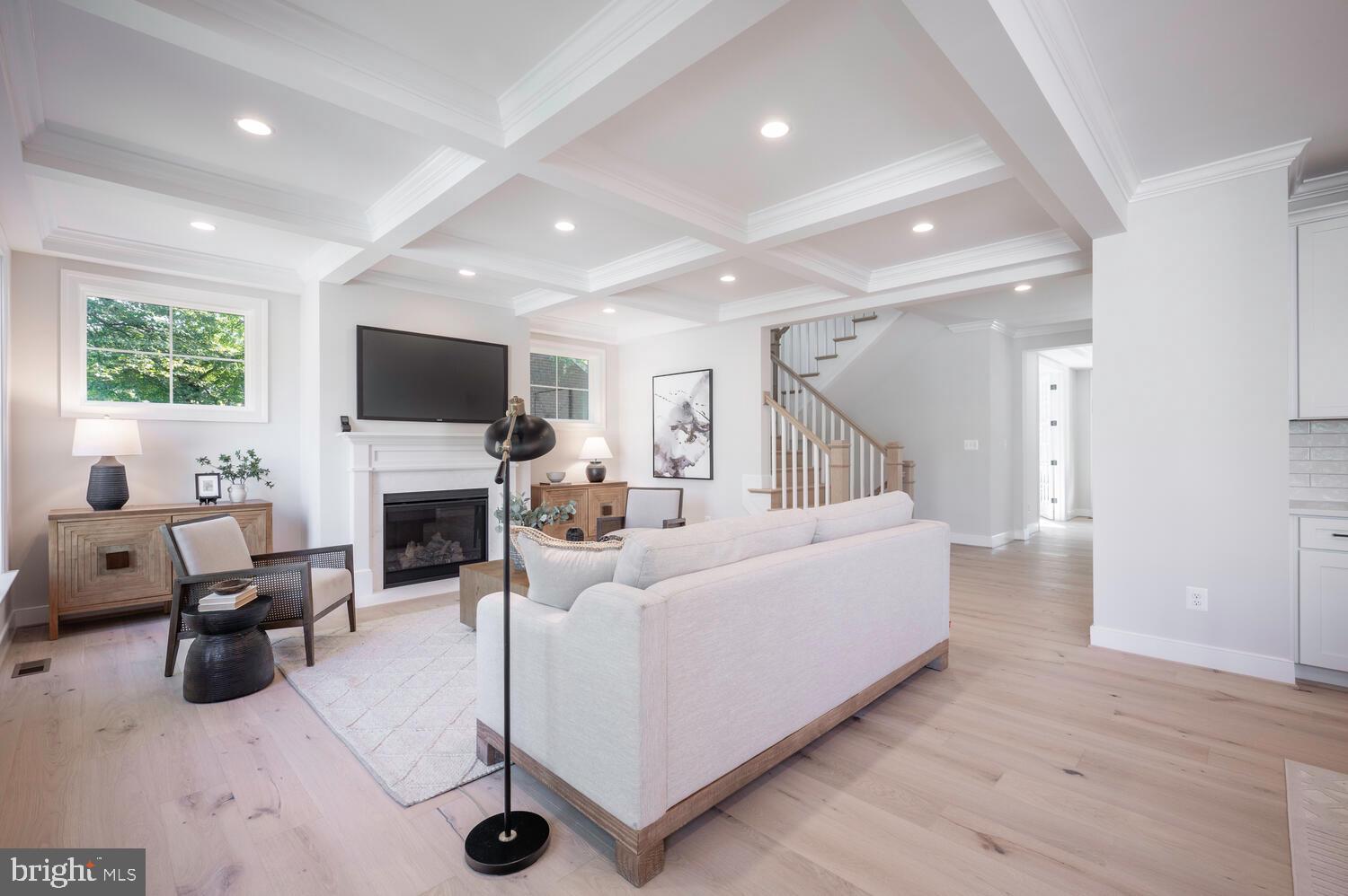 BERKSHIRE OAKWOOD - Residential