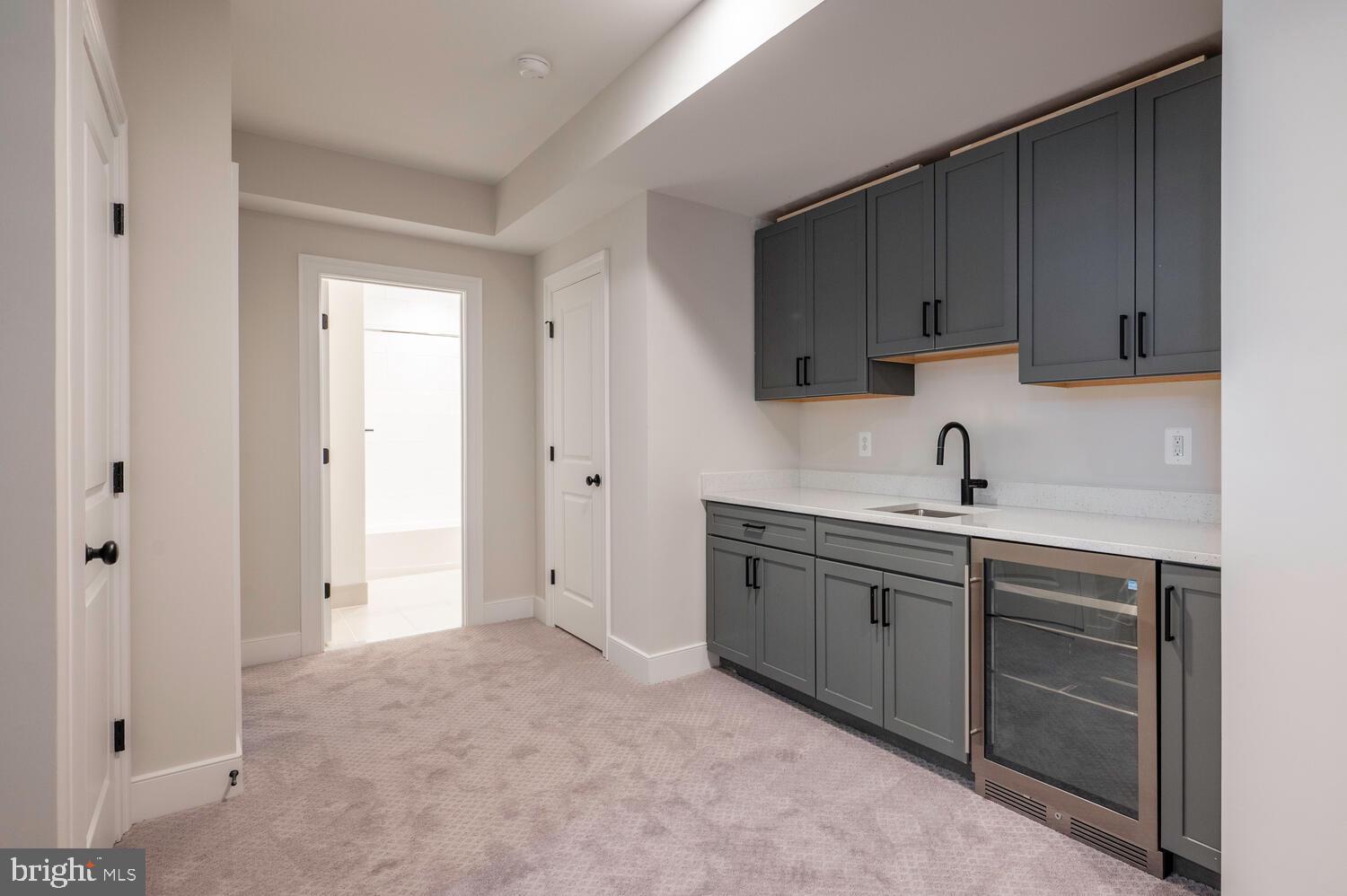 BERKSHIRE OAKWOOD - Residential