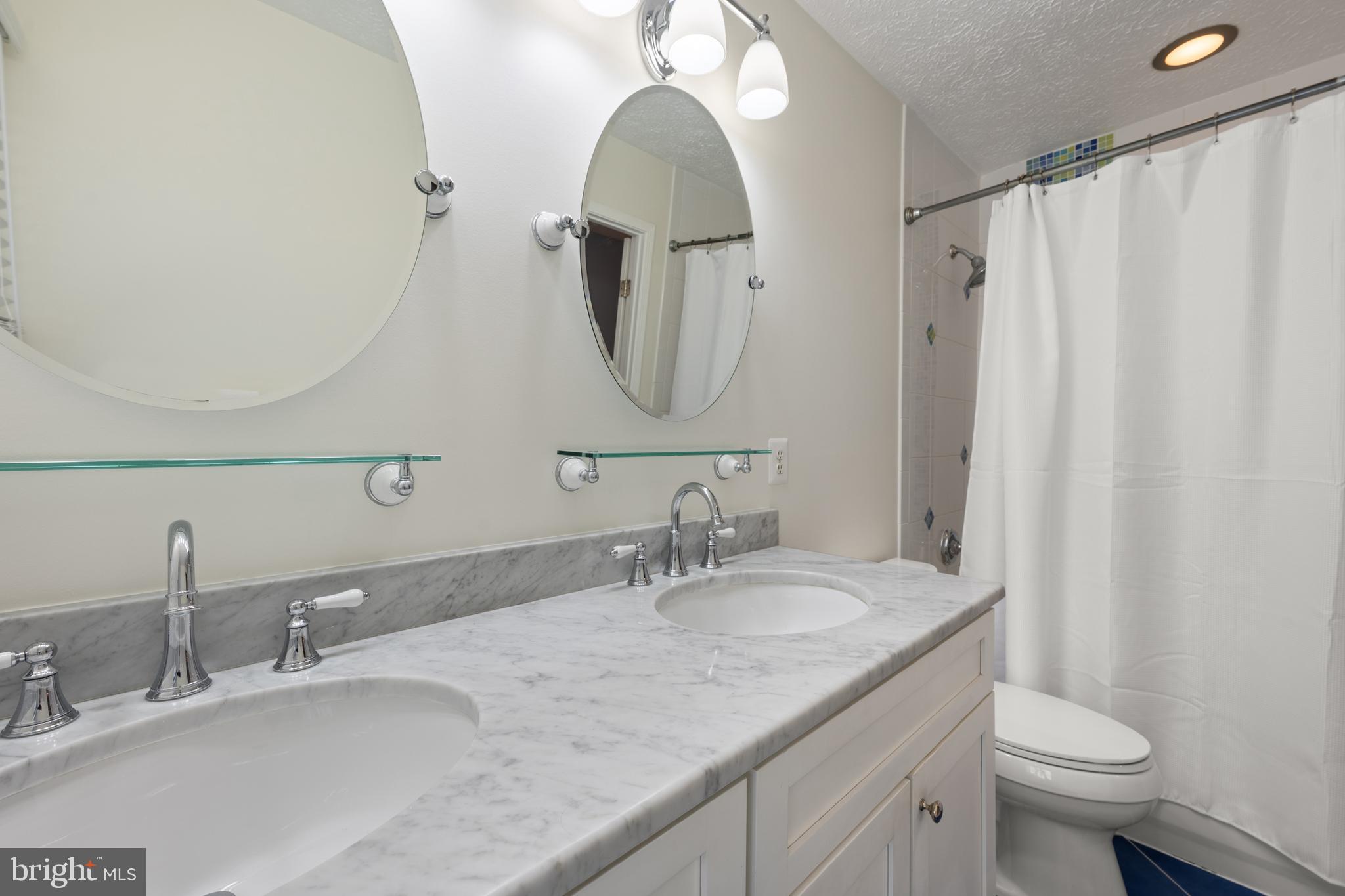 JENKINS RIDGE - Residential