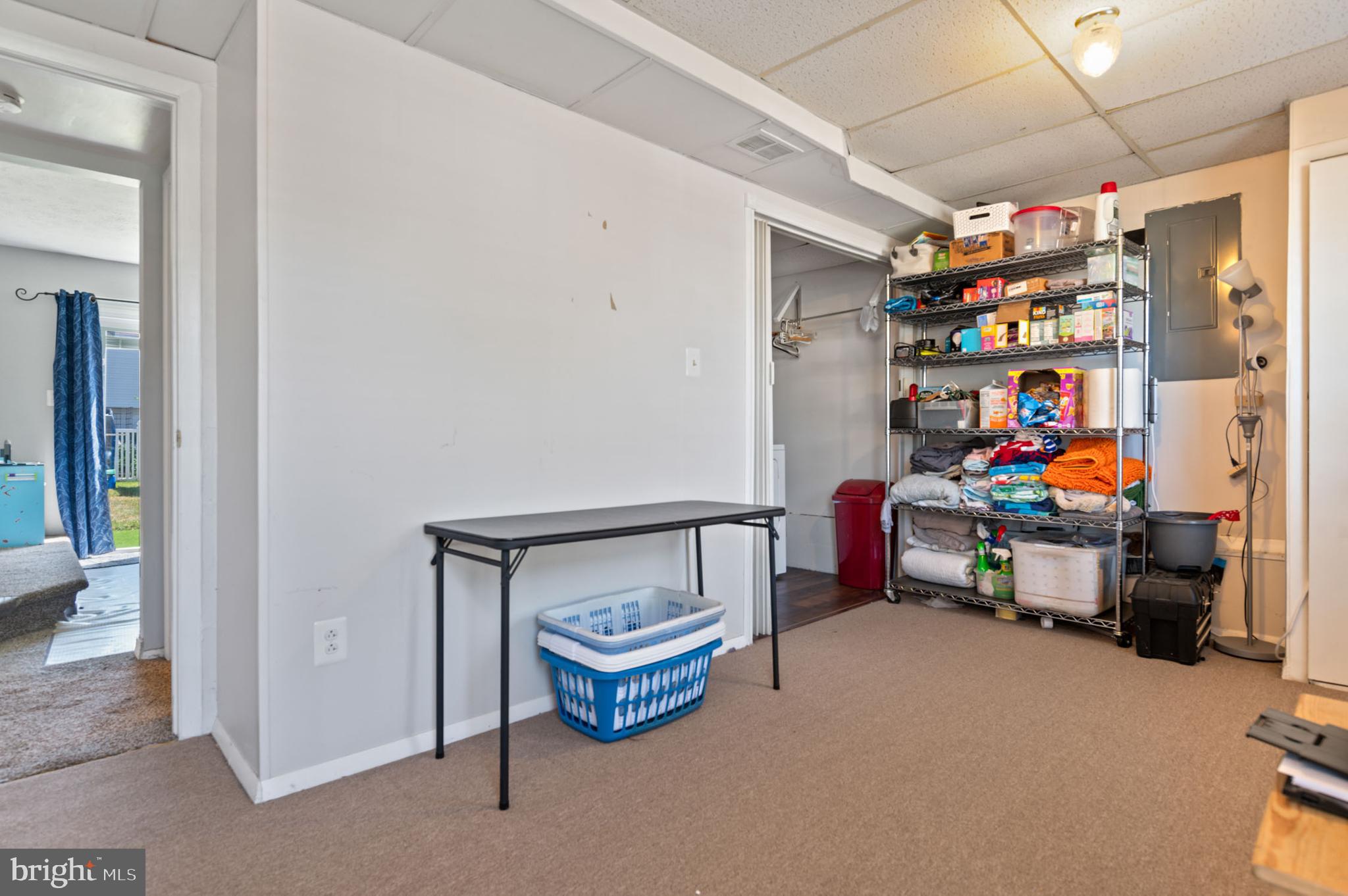 BAY COUNTRY - Residential