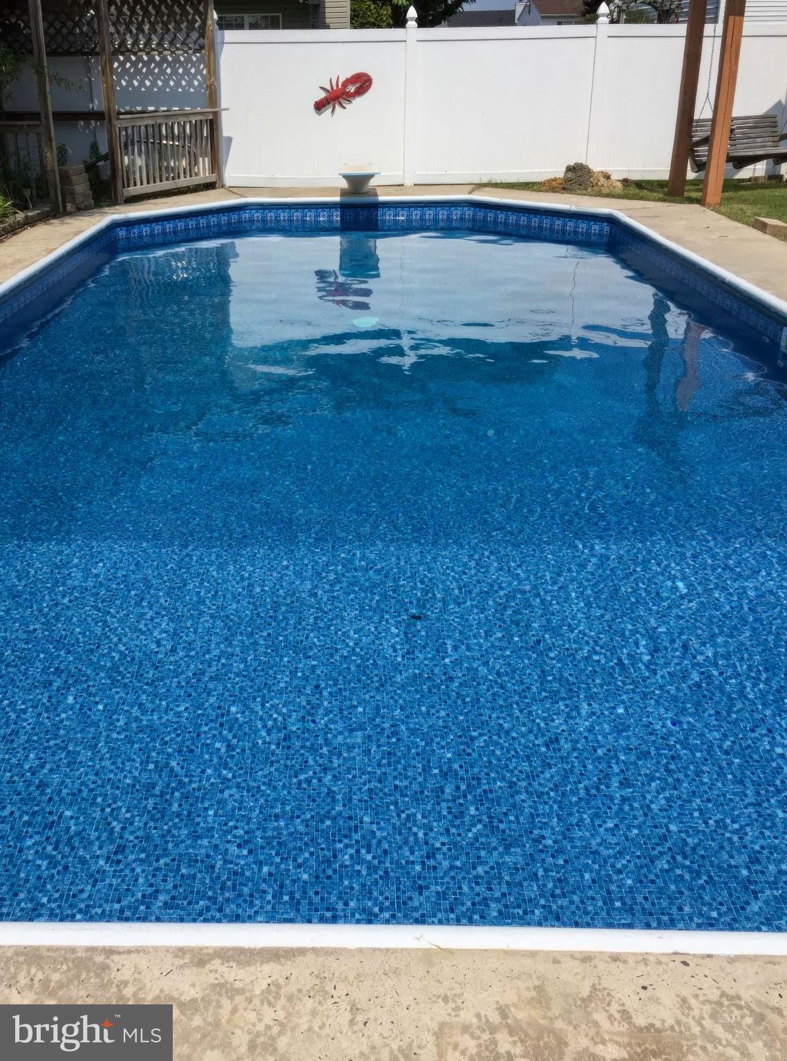 BAY COUNTRY - Residential