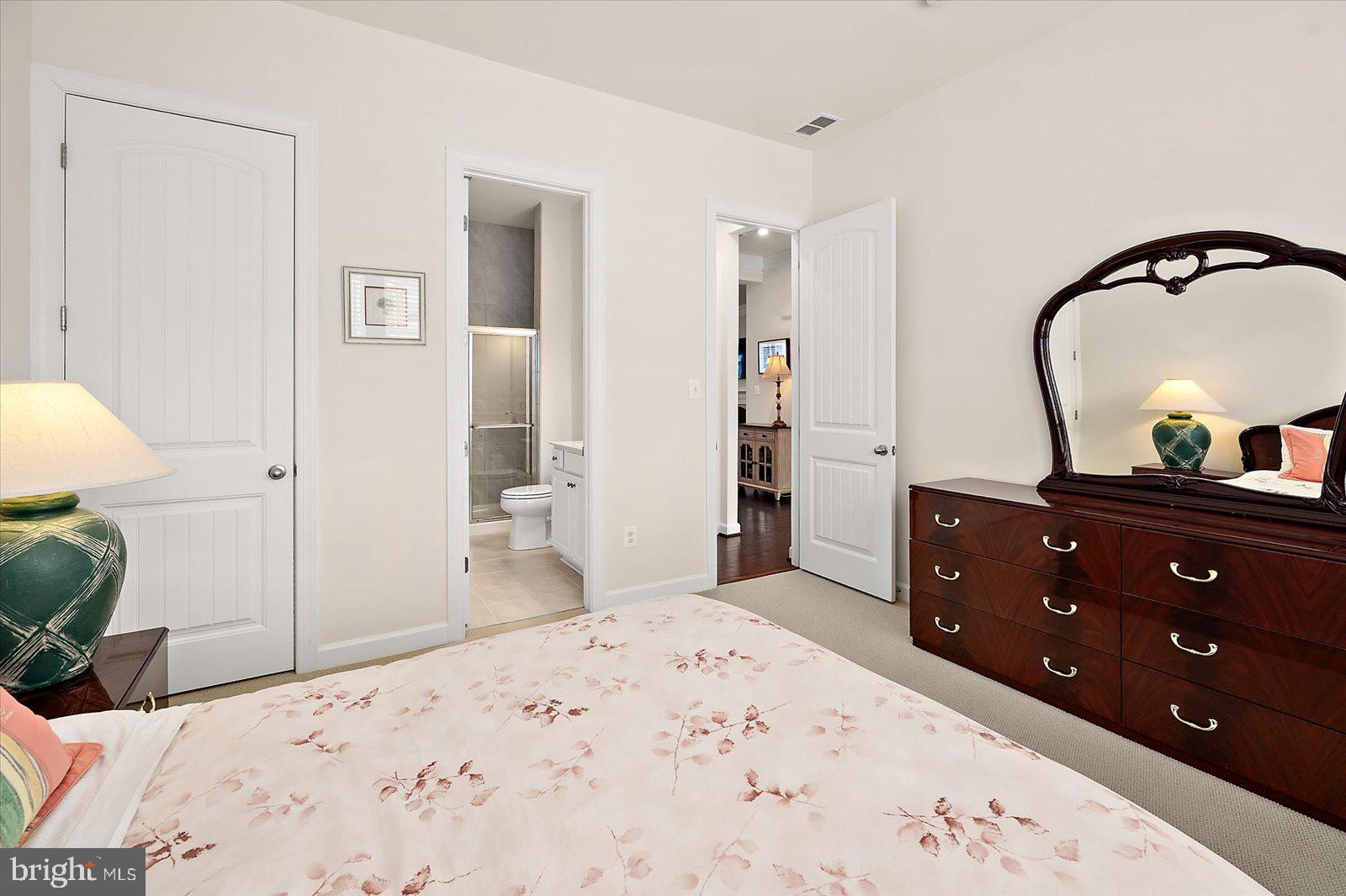 OCEAN VIEW BEACH CLUB - Residential