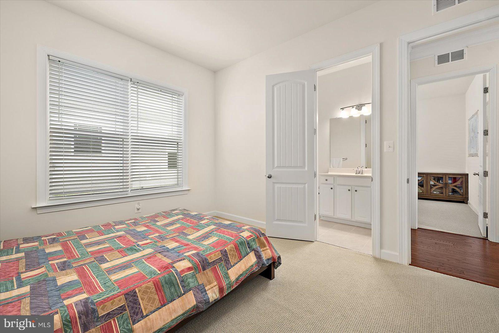 OCEAN VIEW BEACH CLUB - Residential