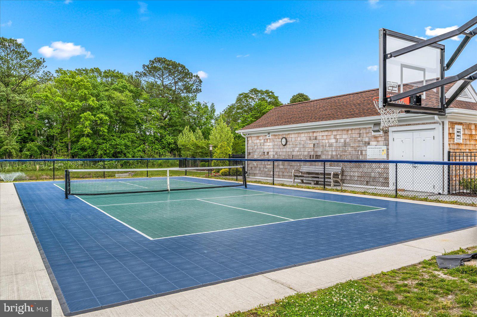 OCEAN VIEW BEACH CLUB - Residential